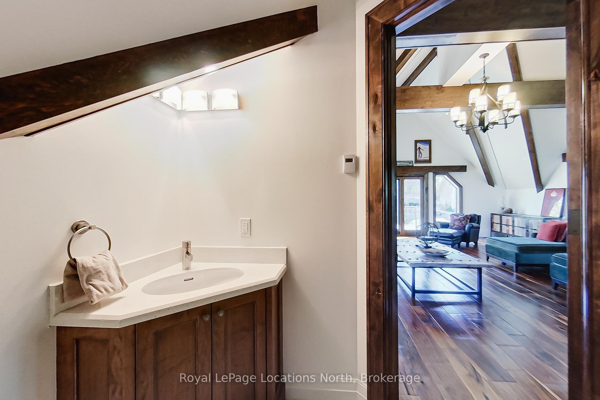 Photo 37 of 115 Ellis Drive, Barrie, 400 East — HOMEH