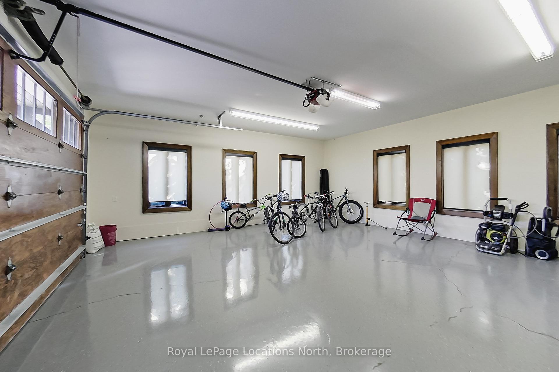 Photo 39 of 115 Ellis Drive, Barrie, 400 East — HOMEH