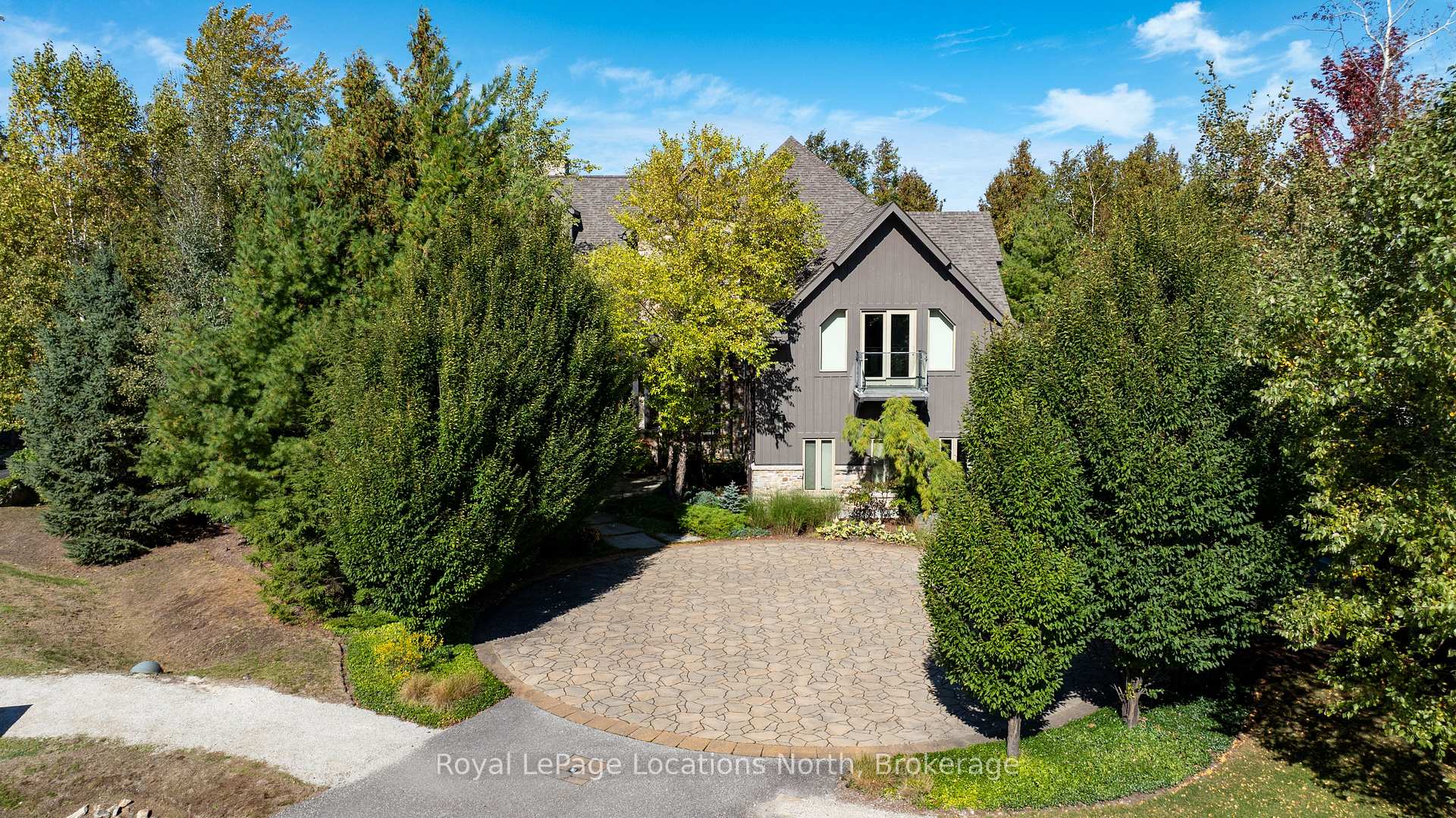 Photo 50 of 115 Ellis Drive, Barrie, 400 East — HOMEH