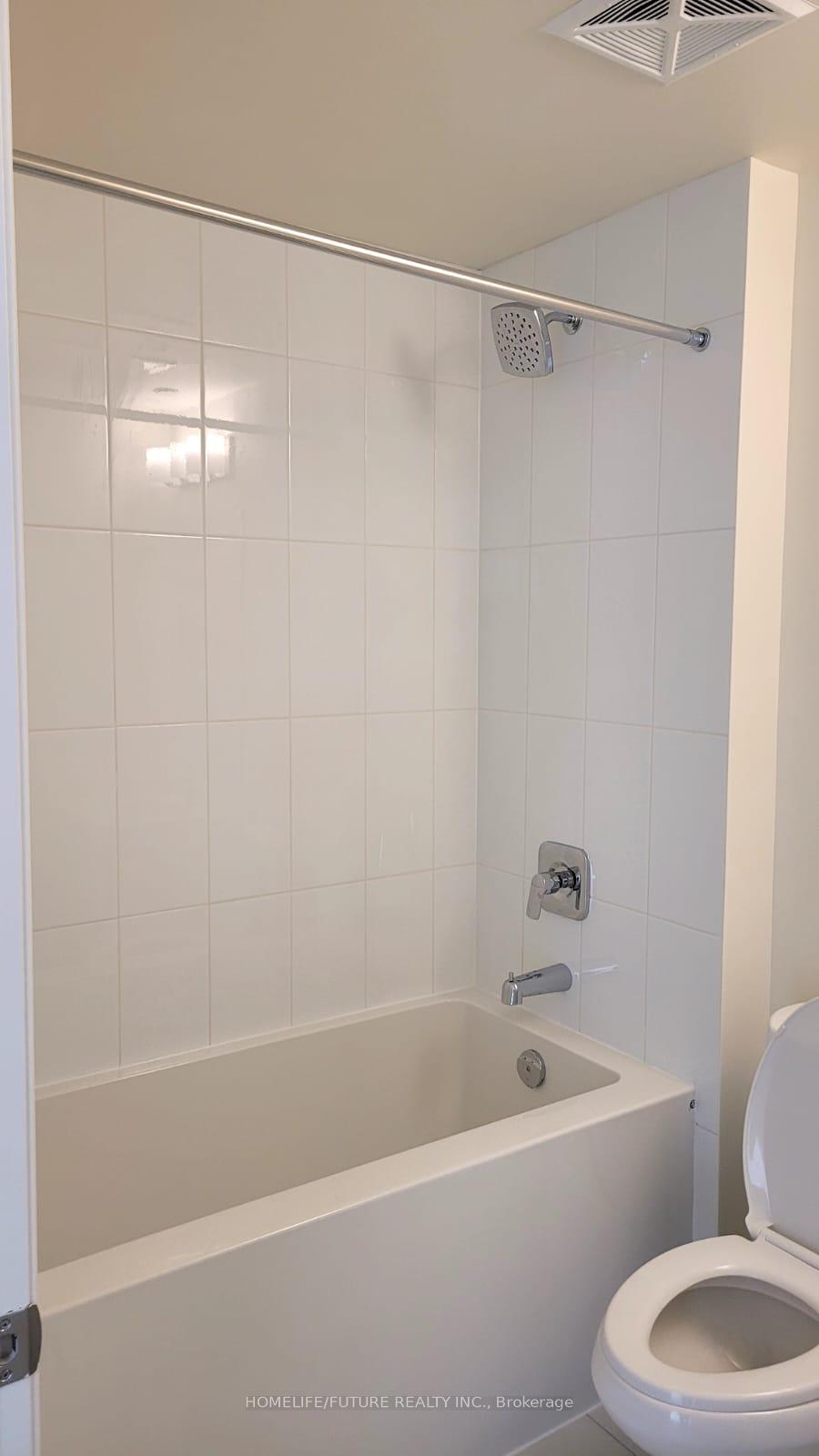 Photo 2 of Unit 1907, 27 Korda Gate, Vaughan, Vellore Village — HOMEH