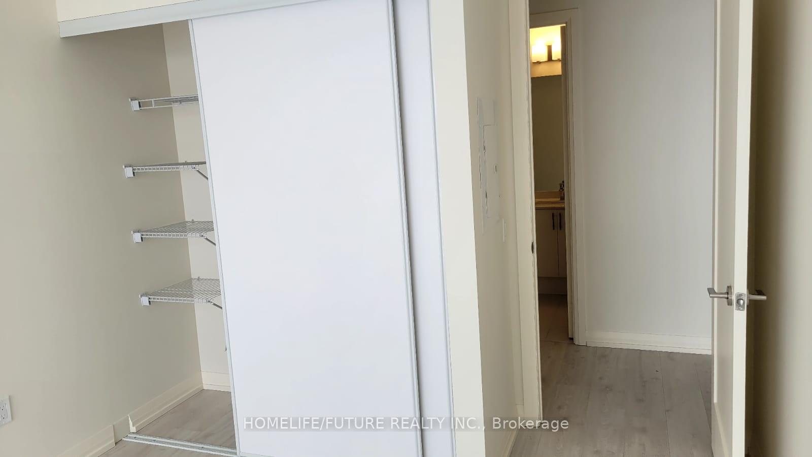 Photo 3 of Unit 1907, 27 Korda Gate, Vaughan, Vellore Village — HOMEH