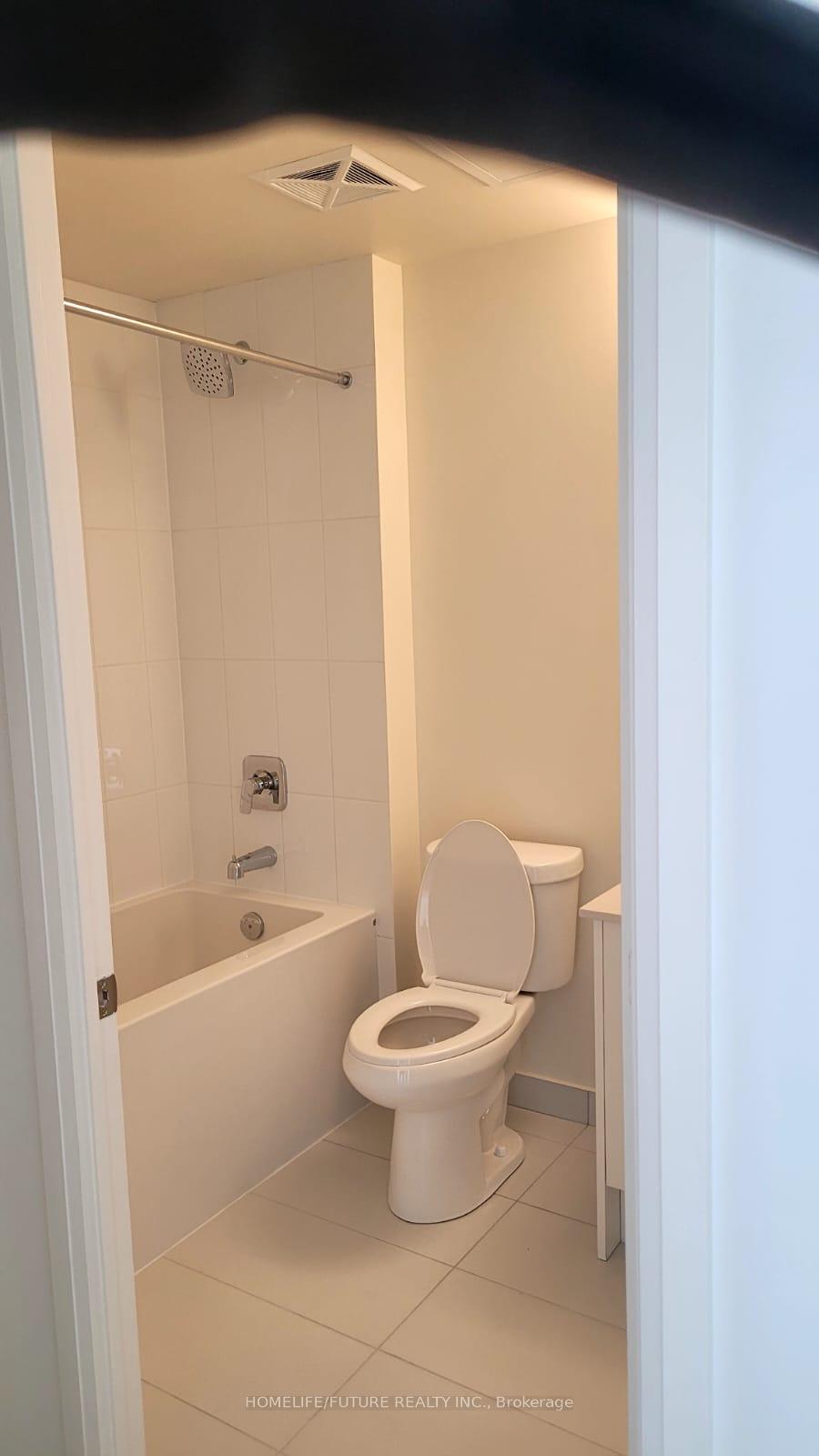 Photo 12 of Unit 1907, 27 Korda Gate, Vaughan, Vellore Village — HOMEH