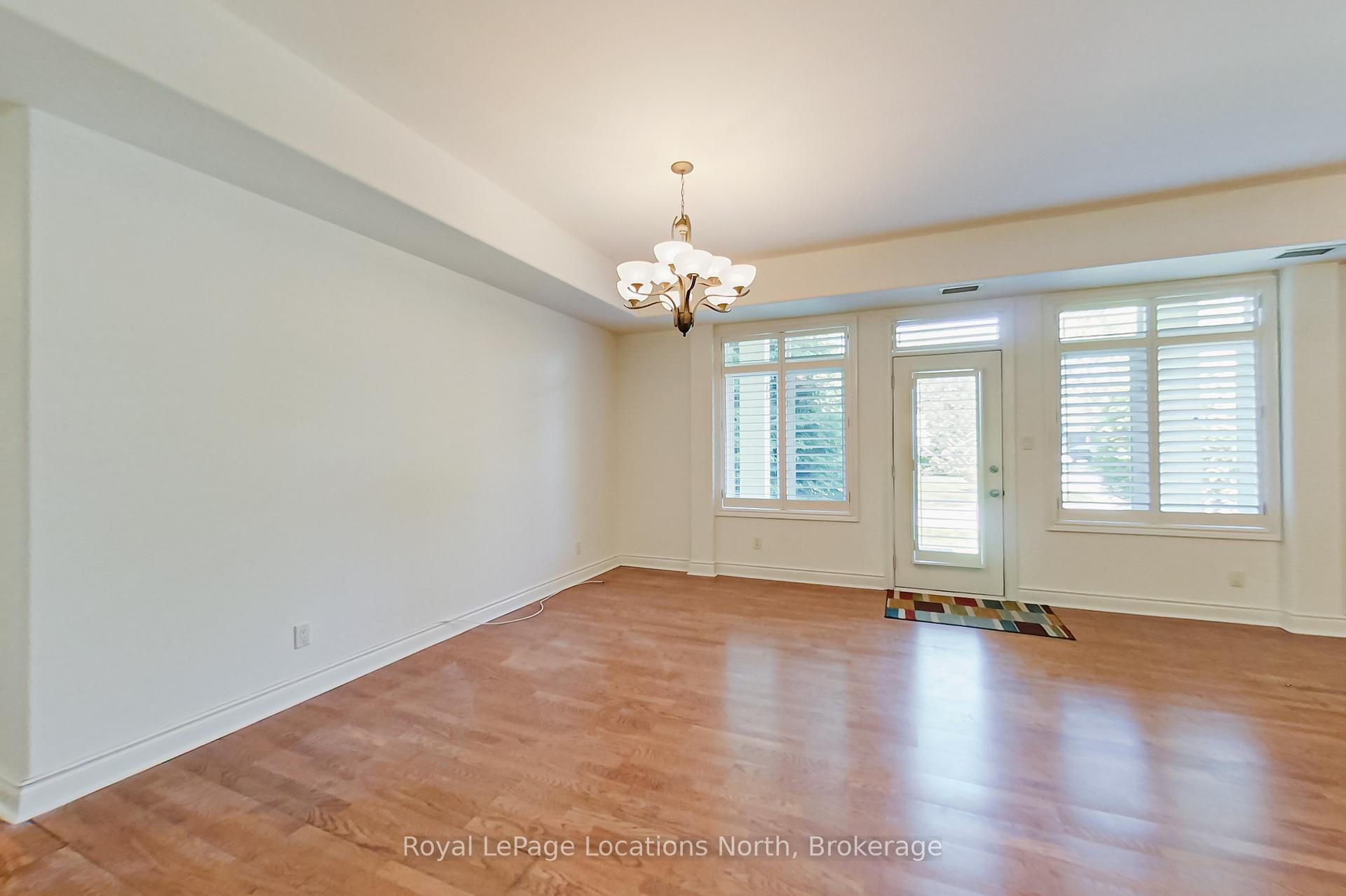 Photo 2 of Unit 104, 10 Bay Street E, Blue Mountains — HOMEH