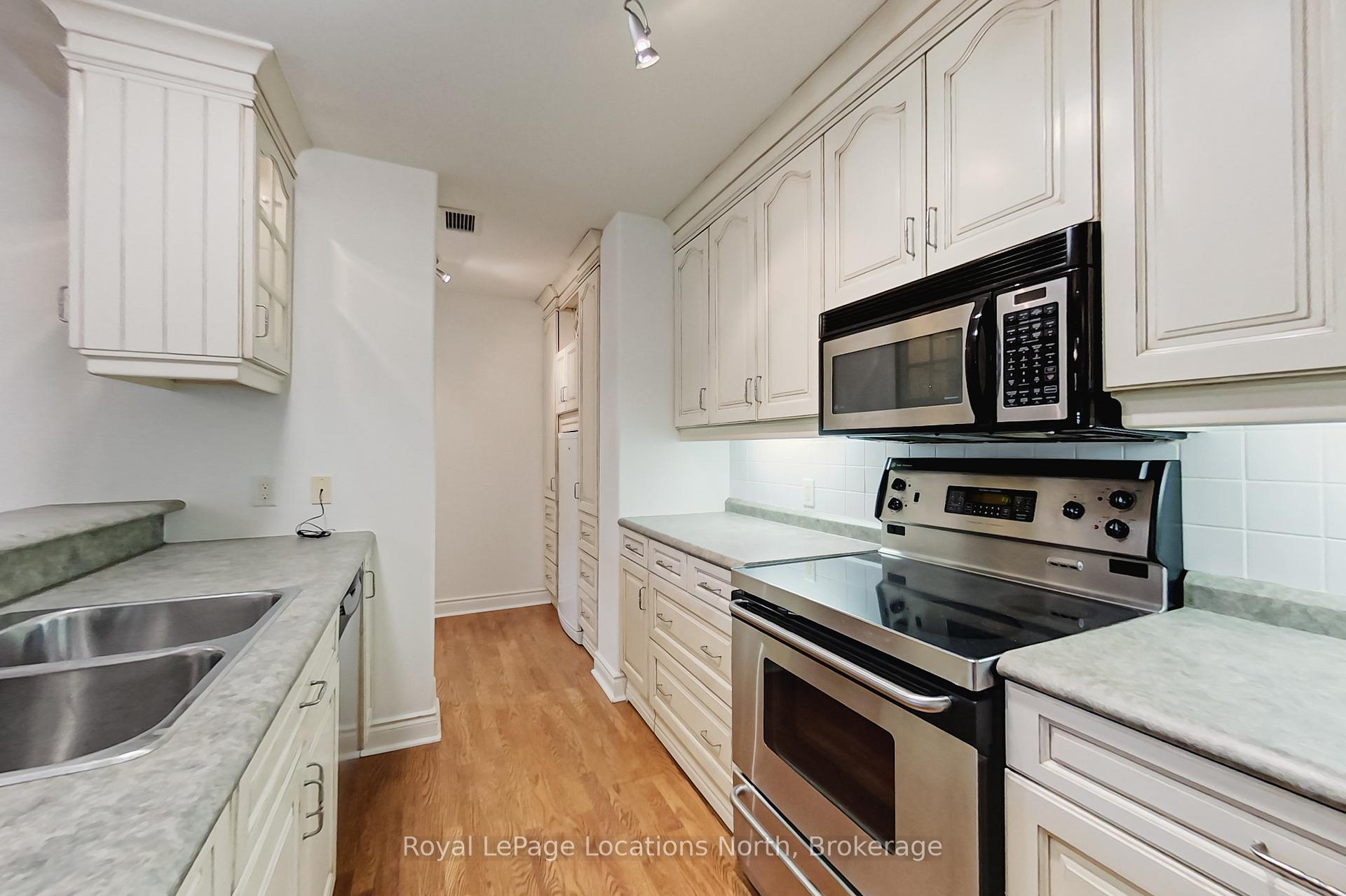 Photo 34 of Unit 104, 10 Bay Street E, Blue Mountains — HOMEH