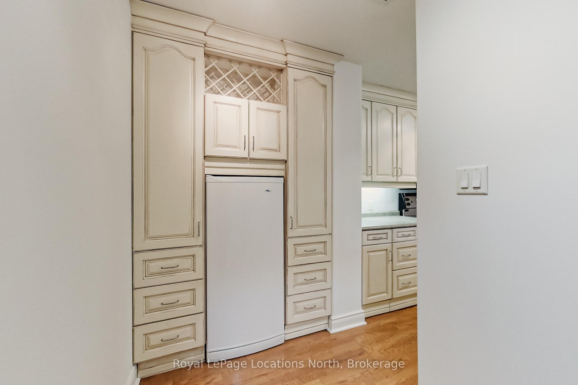 Photo 36 of Unit 104, 10 Bay Street E, Blue Mountains — HOMEH