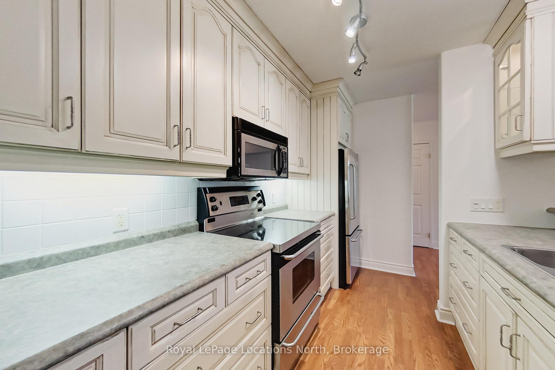 Photo 26 of Unit 104, 10 Bay Street E, Blue Mountains — HOMEH