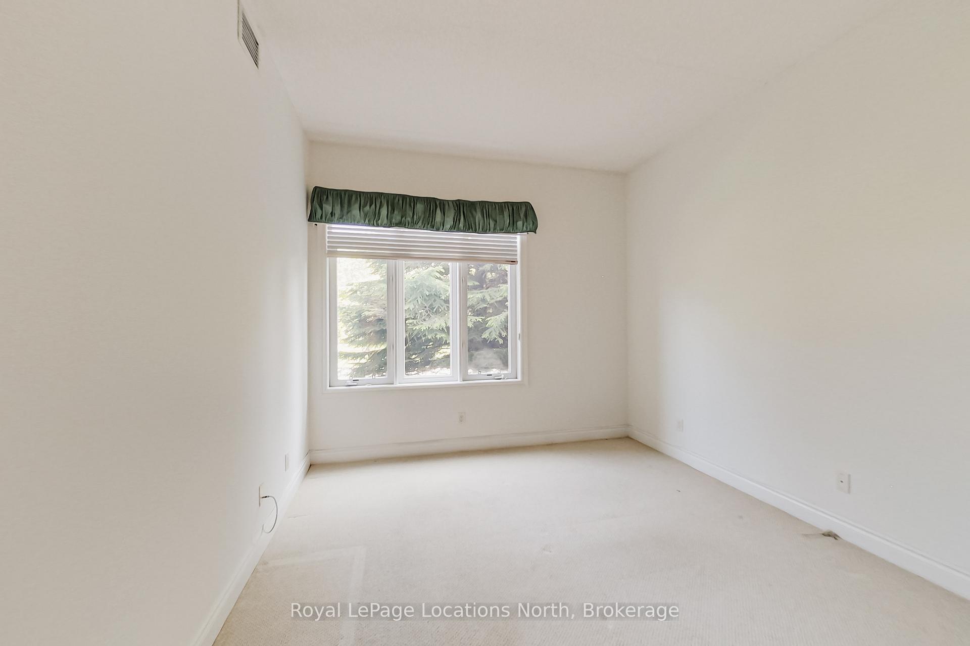 Photo 22 of Unit 104, 10 Bay Street E, Blue Mountains — HOMEH