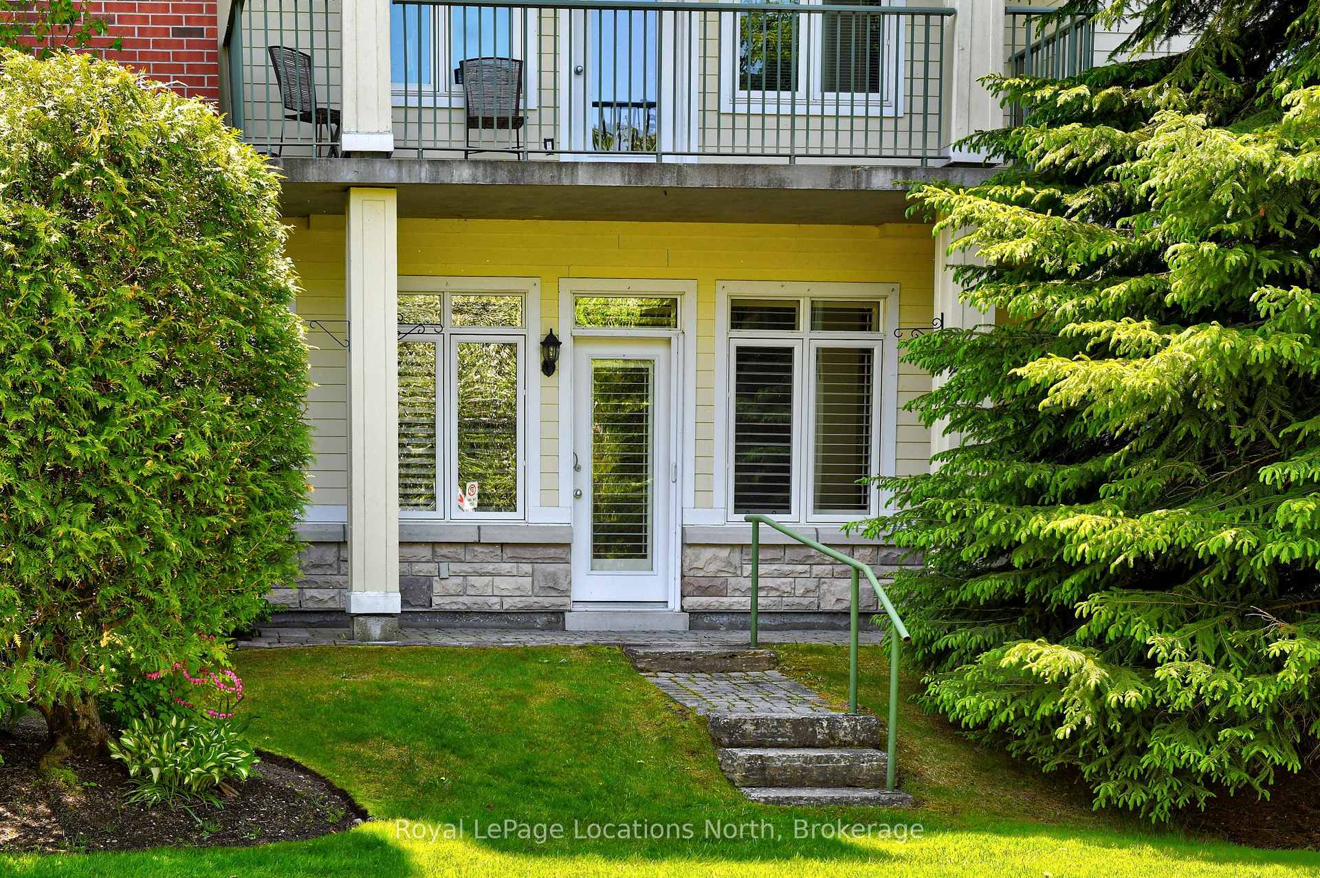 Photo 8 of Unit 104, 10 Bay Street E, Blue Mountains — HOMEH