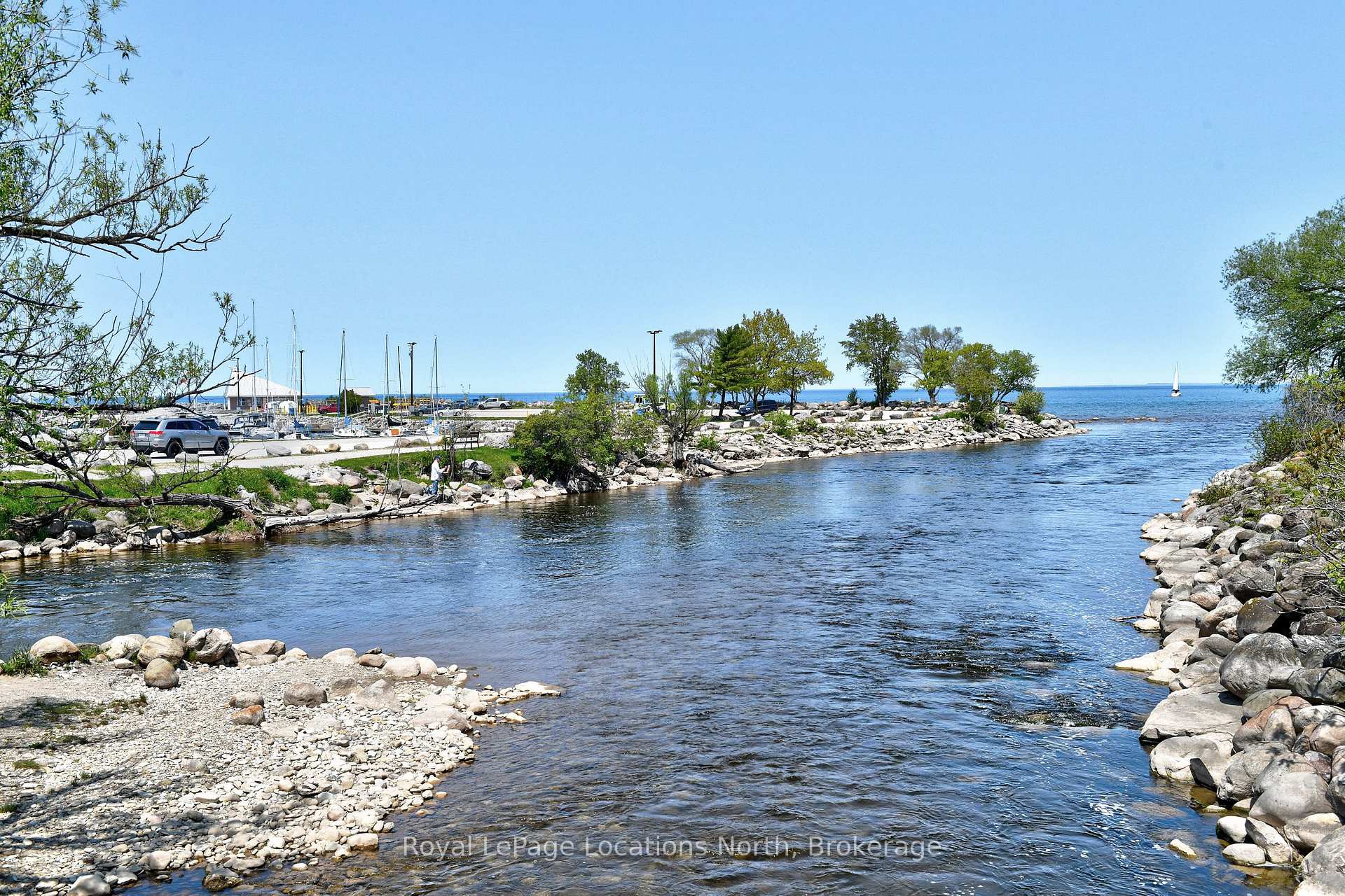 Photo 33 of Unit 104, 10 Bay Street E, Blue Mountains — HOMEH