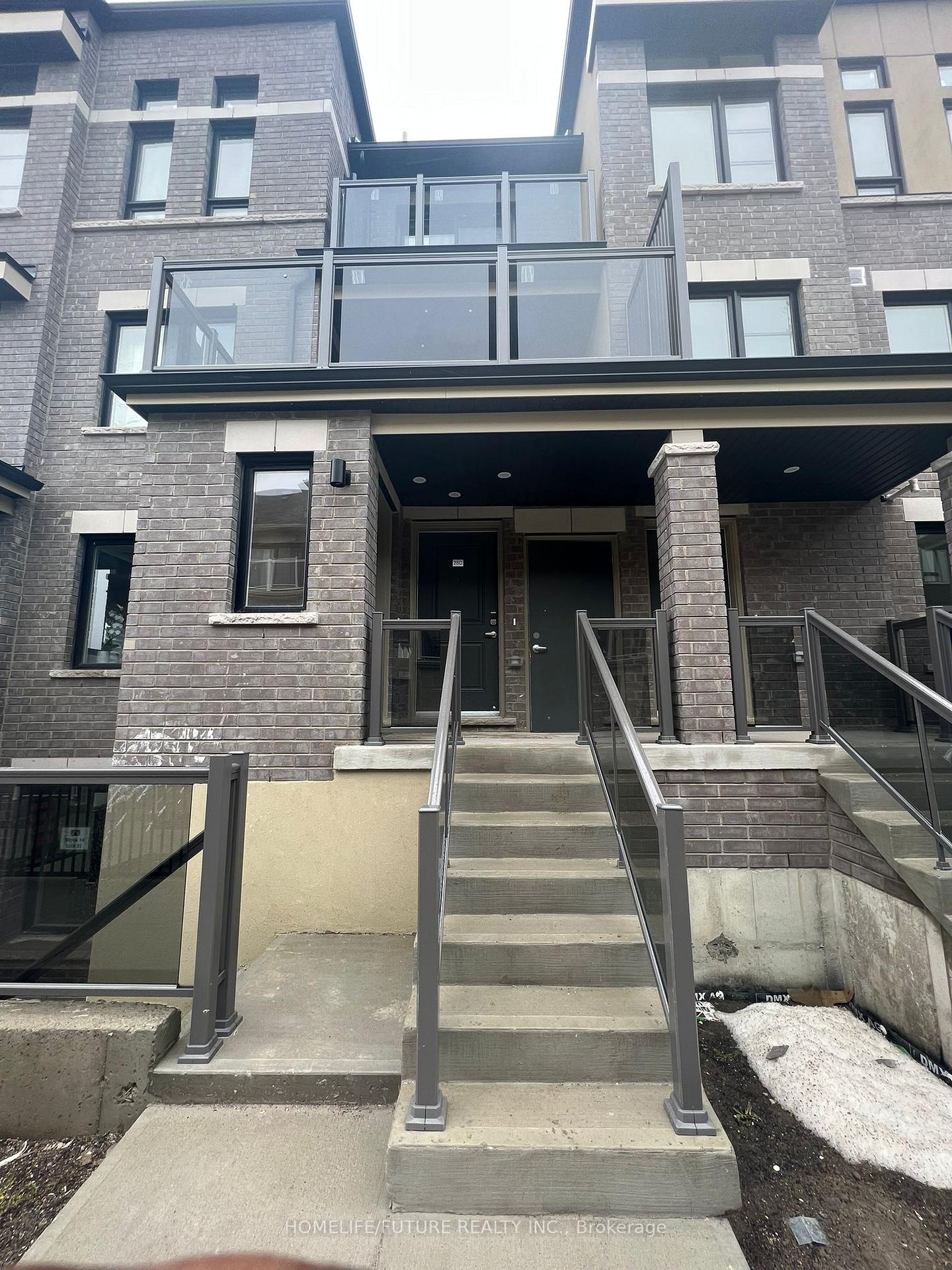 Photo 2 of Unit 16, 28D Lookout Drive, Clarington, Bowmanville — HOMEH