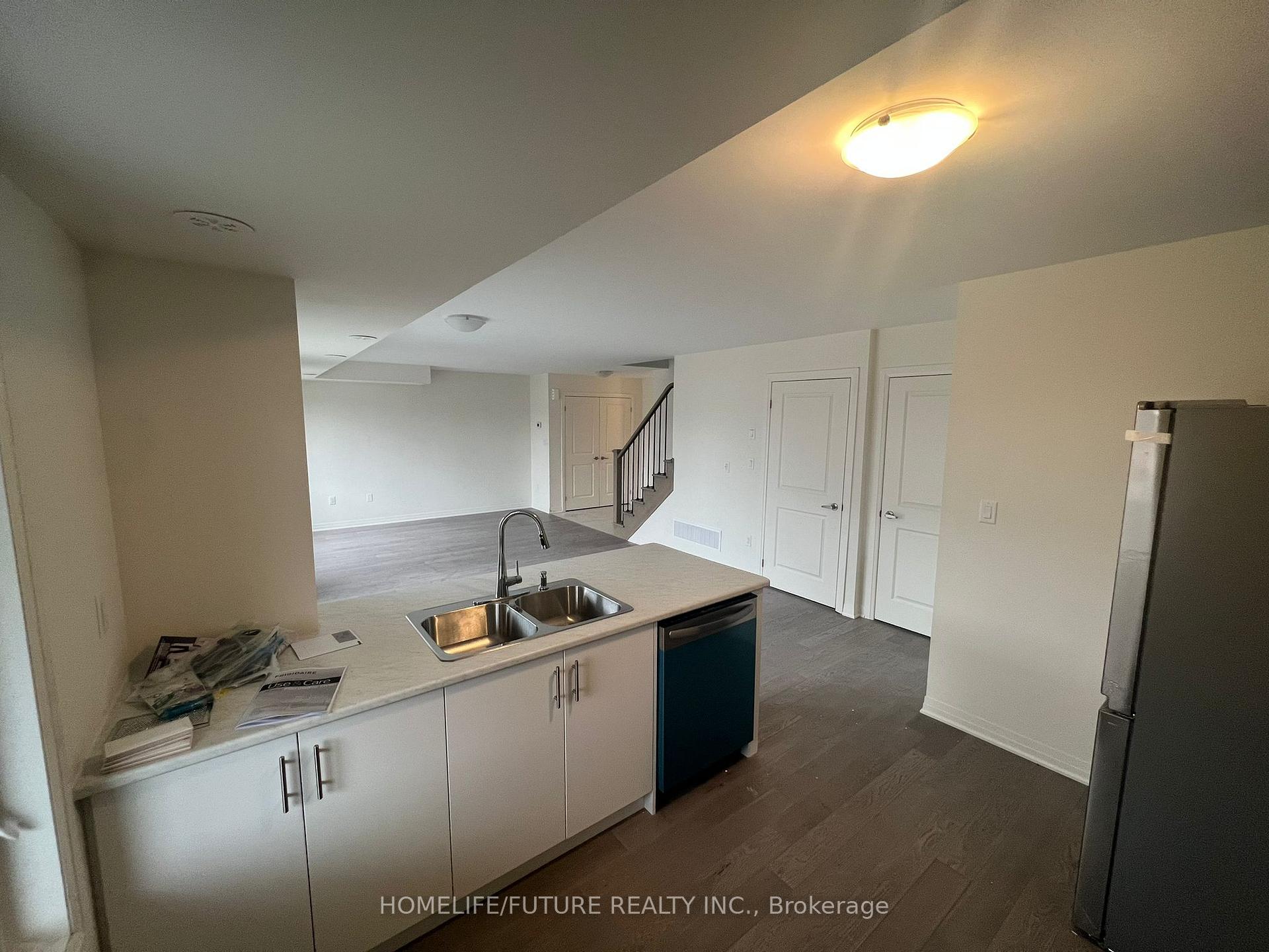 Photo 4 of Unit 16, 28D Lookout Drive, Clarington, Bowmanville — HOMEH