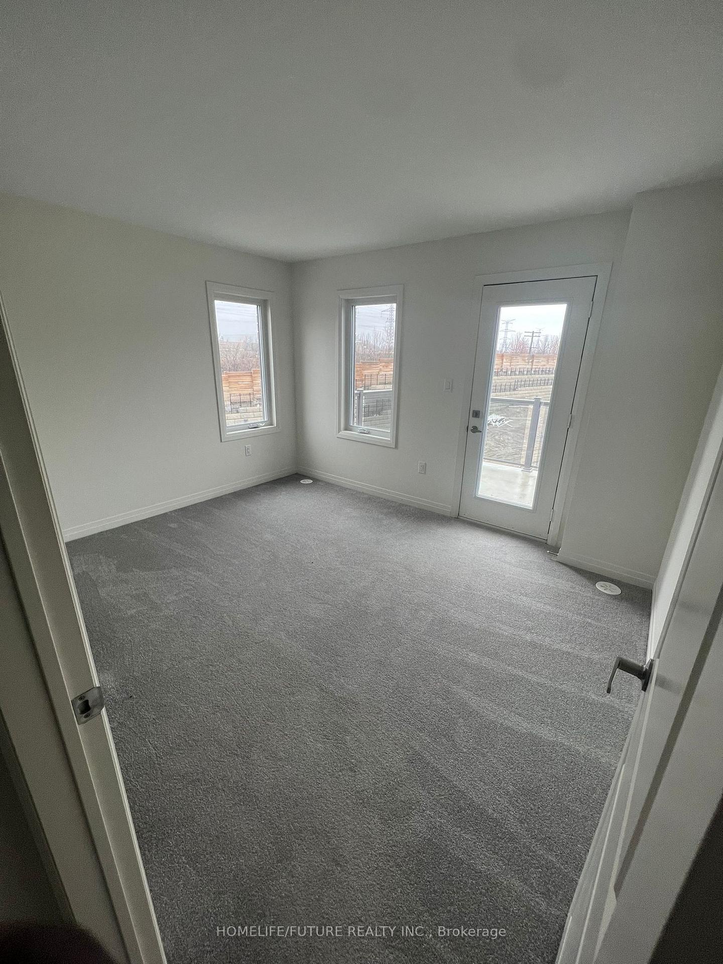 Photo 14 of Unit 16, 28D Lookout Drive, Clarington, Bowmanville — HOMEH