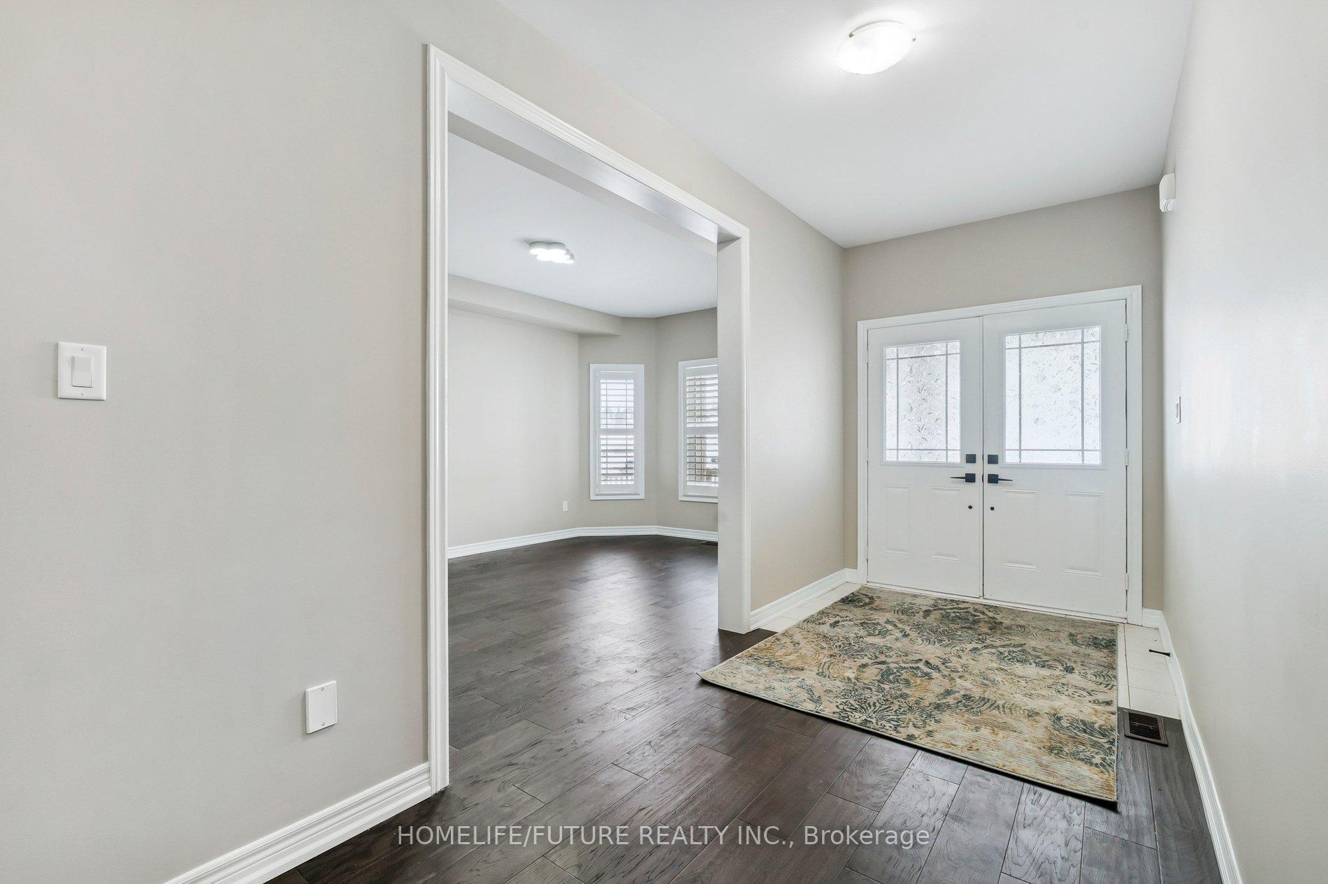 Photo 3 of Unit Main & 2nd, 1399 Lormel Gate Avenue, Innisfil, Lefroy — HOMEH