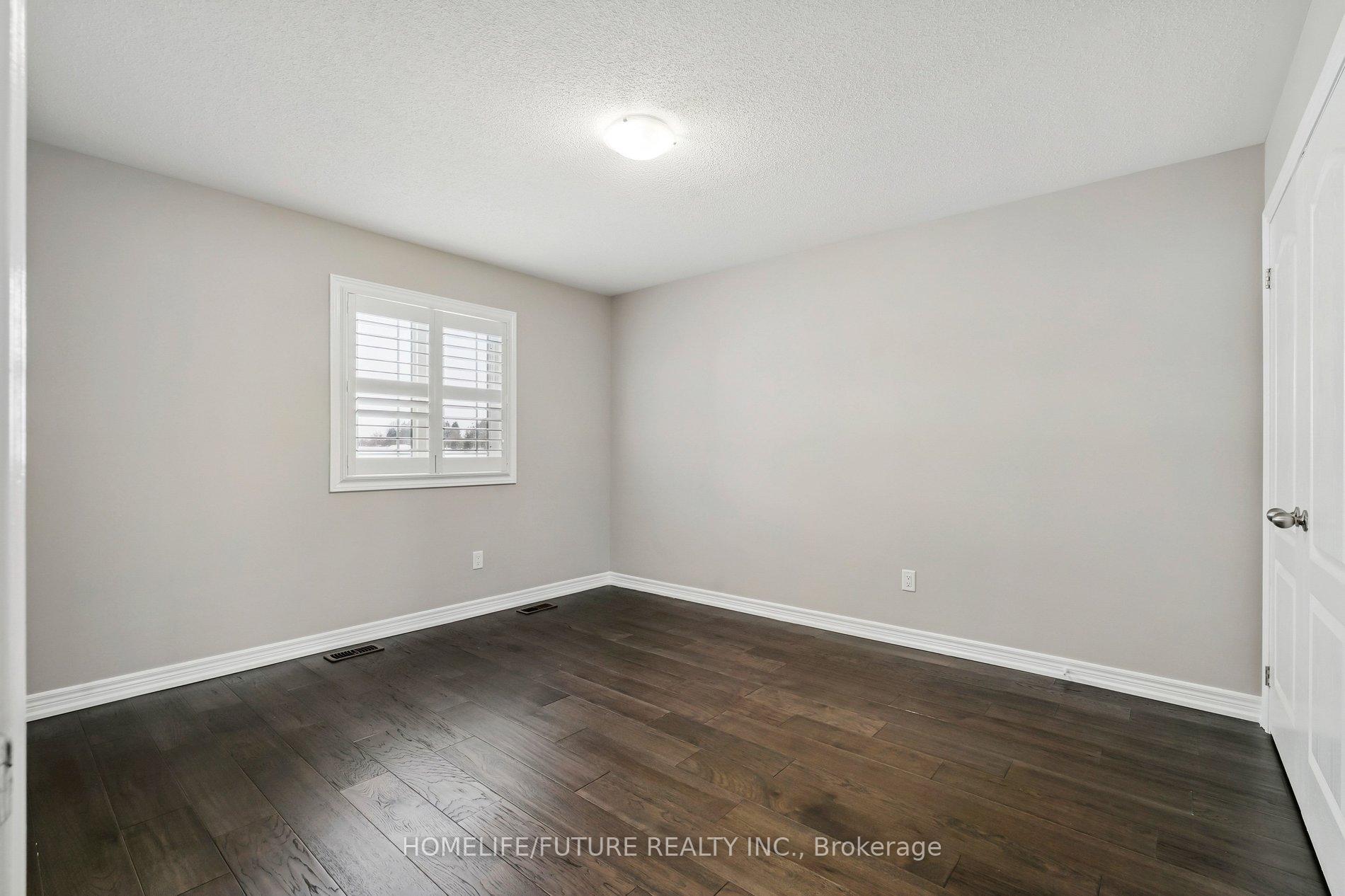 Photo 22 of Unit Main & 2nd, 1399 Lormel Gate Avenue, Innisfil, Lefroy — HOMEH
