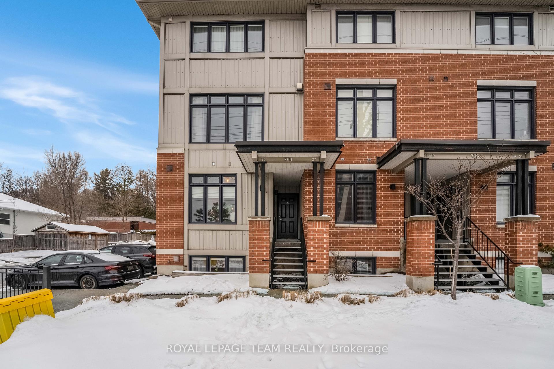 Front of Unit 26, 799 Montreal Road E