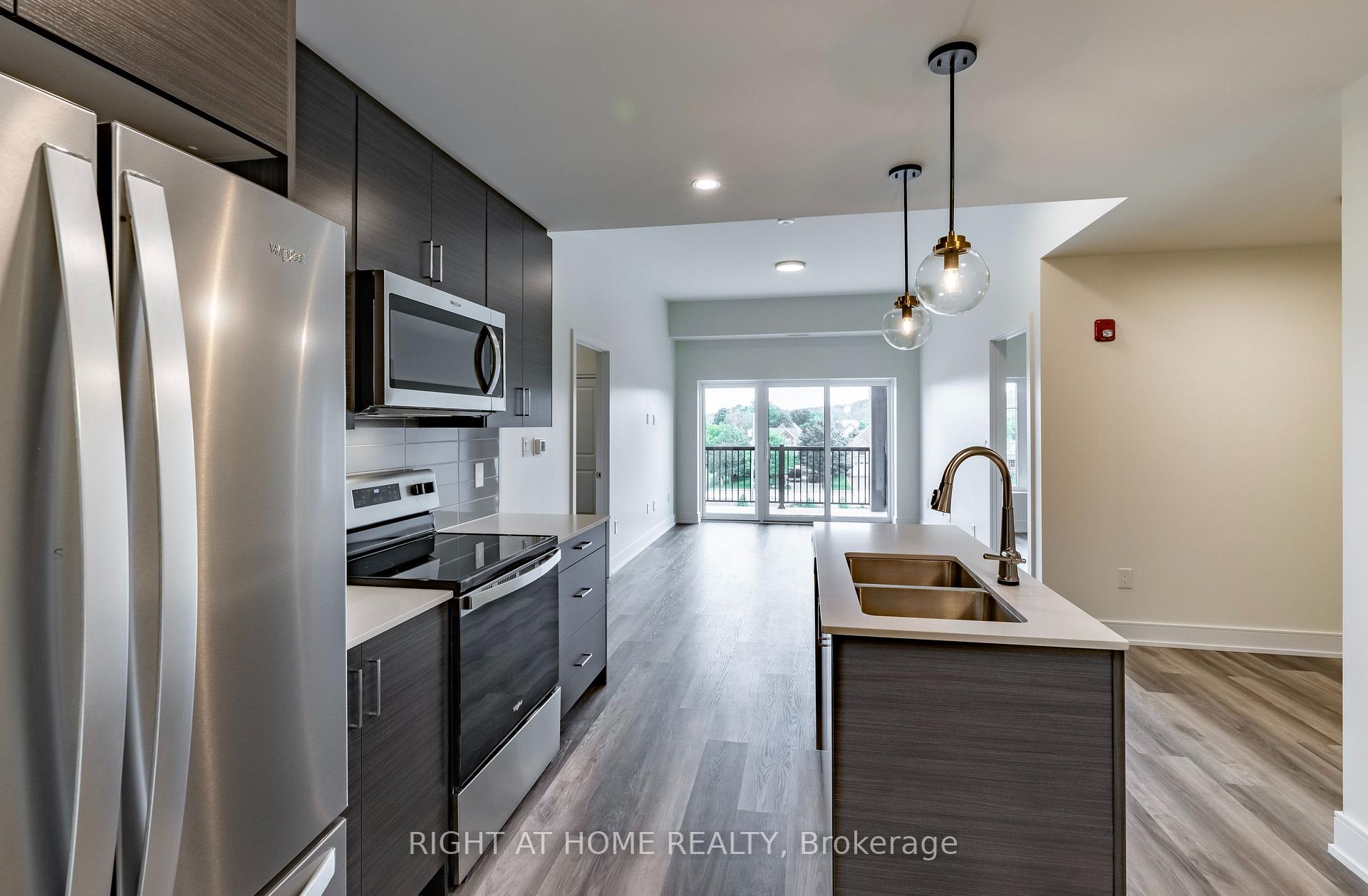 Photo 20 of Unit 321, 121 Mary Street, Clearview, Creemore — HOMEH