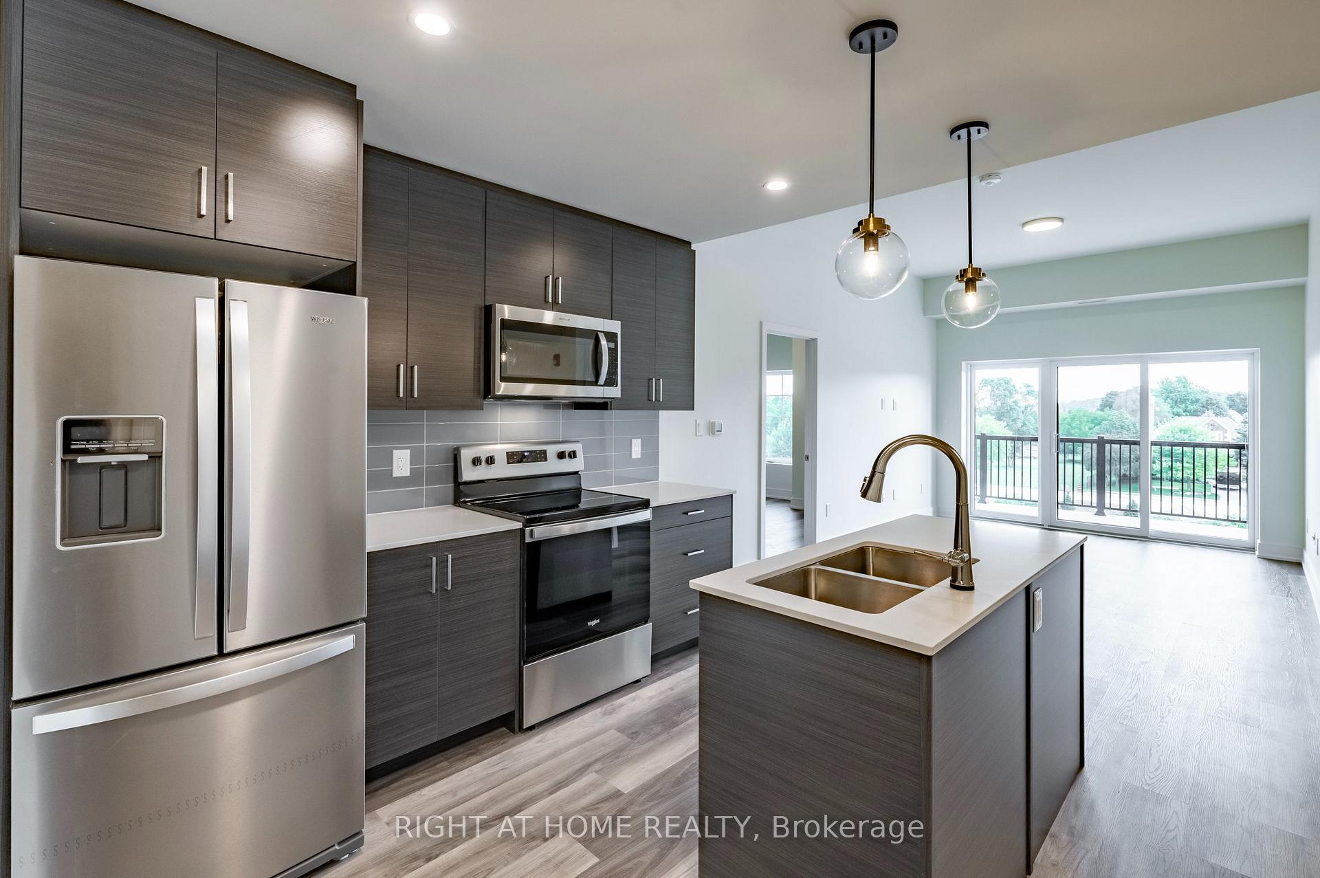Photo 19 of Unit 321, 121 Mary Street, Clearview, Creemore — HOMEH