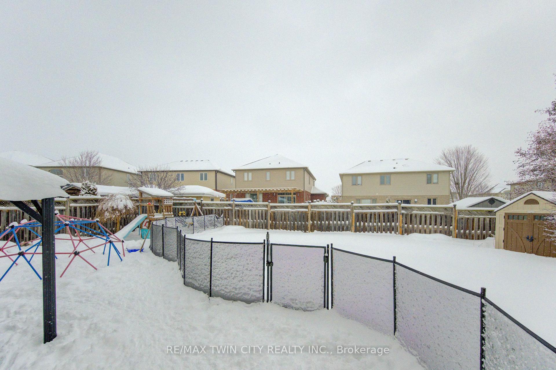 Photo 34 of 21 West Tree Drive, Waterloo, Breslau — HOMEH