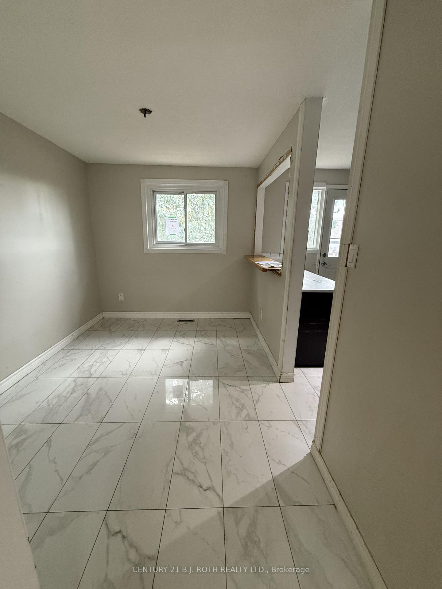 Photo 4 of Unit A7, 63 Ferris Lane, Barrie, Cundles East — HOMEH