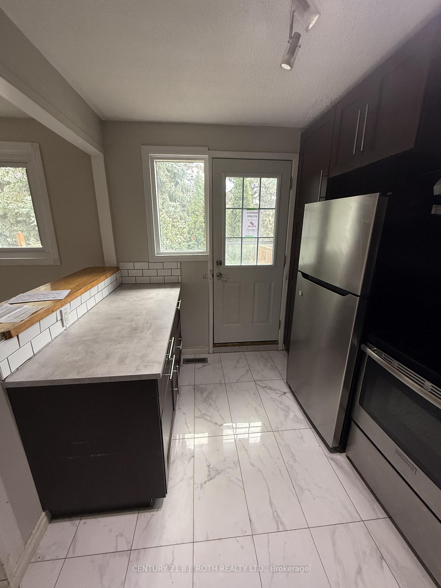 Photo 25 of Unit A7, 63 Ferris Lane, Barrie, Cundles East — HOMEH