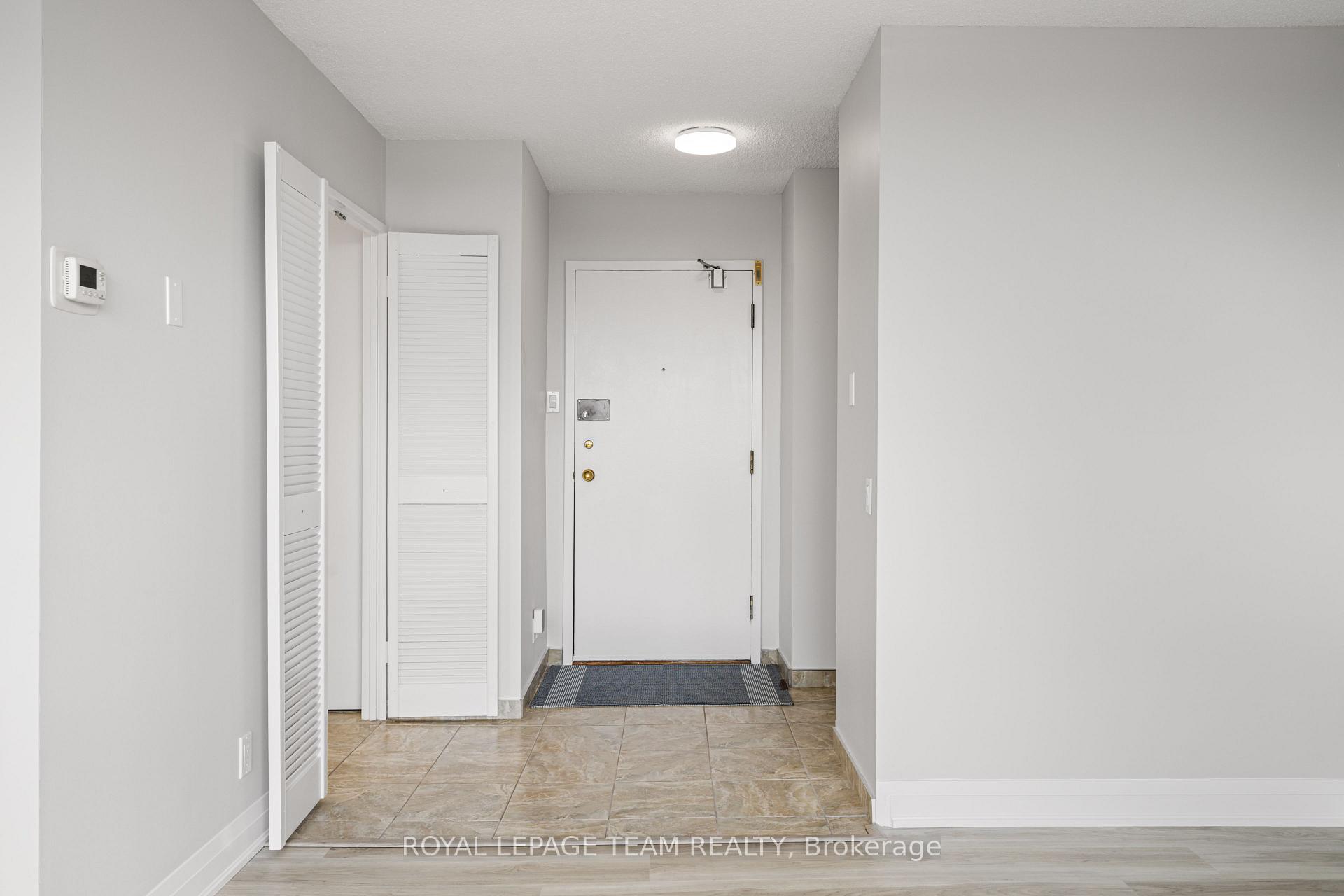 Photo 2 of Unit 1607, 1285 Cahill Drive, Ottawa, South Keys — HOMEH