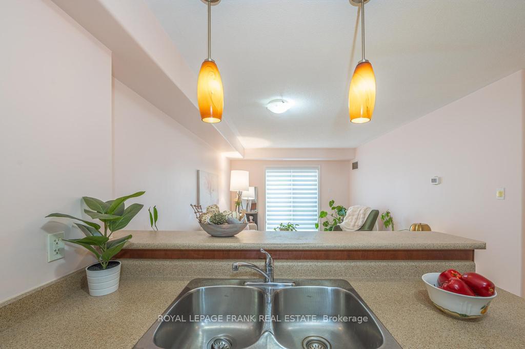 Photo 13 of Unit 102, 300 Spillsbury Drive, Peterborough, Otonabee Ward 1 — HOMEH