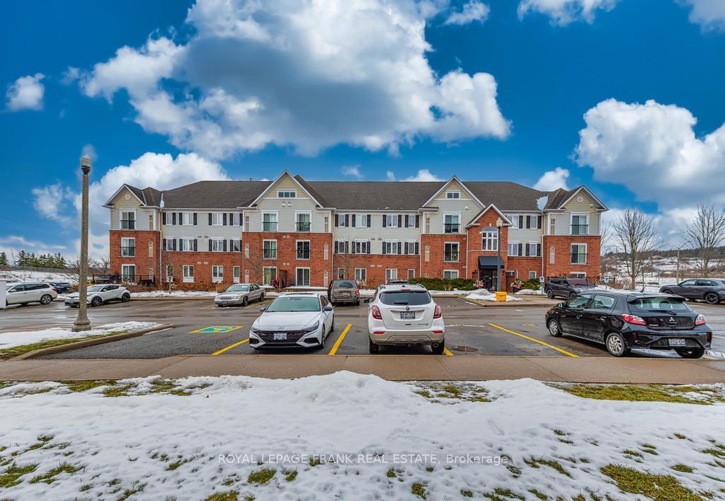 Photo 8 of Unit 102, 300 Spillsbury Drive, Peterborough, Otonabee Ward 1 — HOMEH