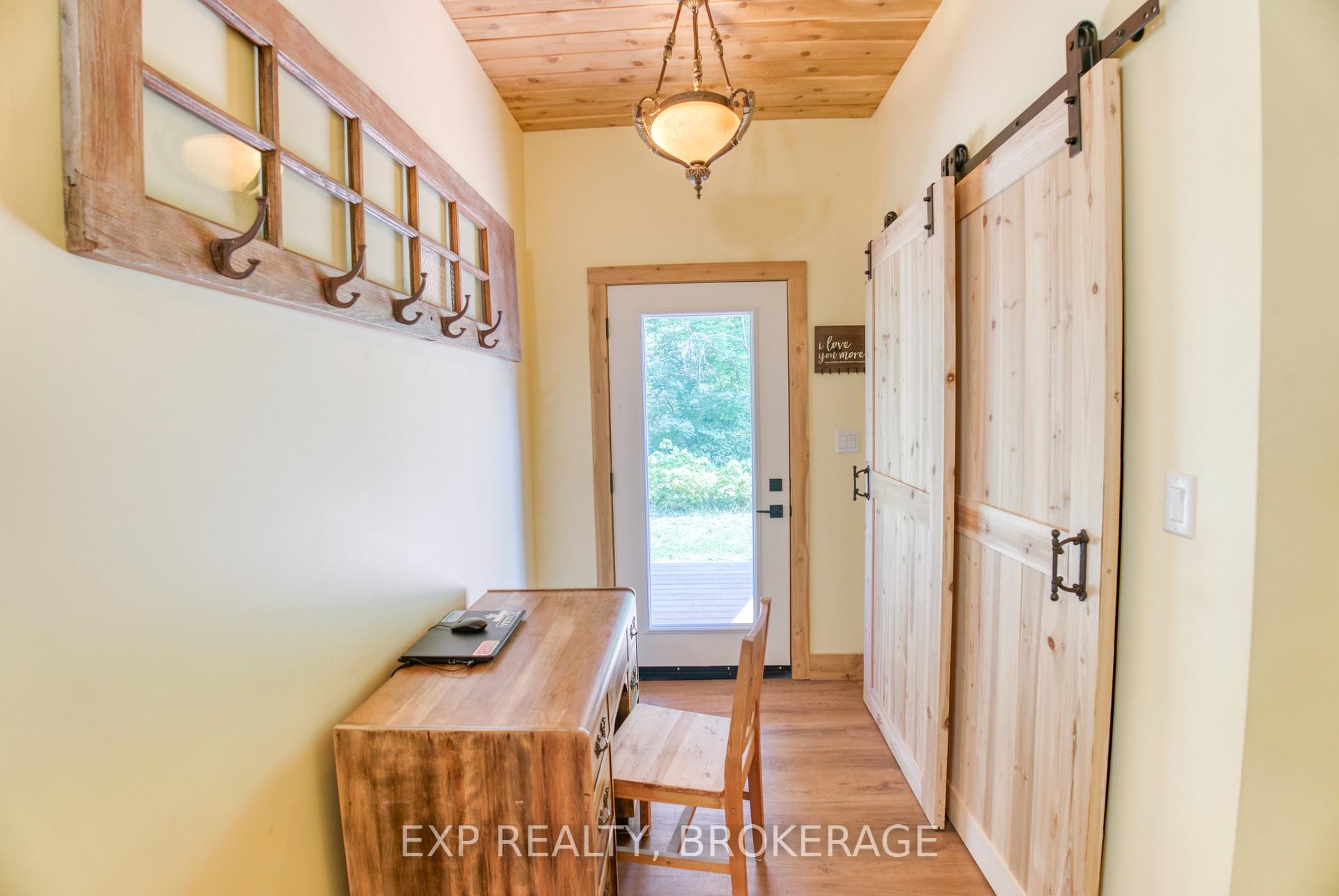 Photo 15 of 1249 Waters Edge Lane, Frontenac, Frontenac Centre — HOMEH