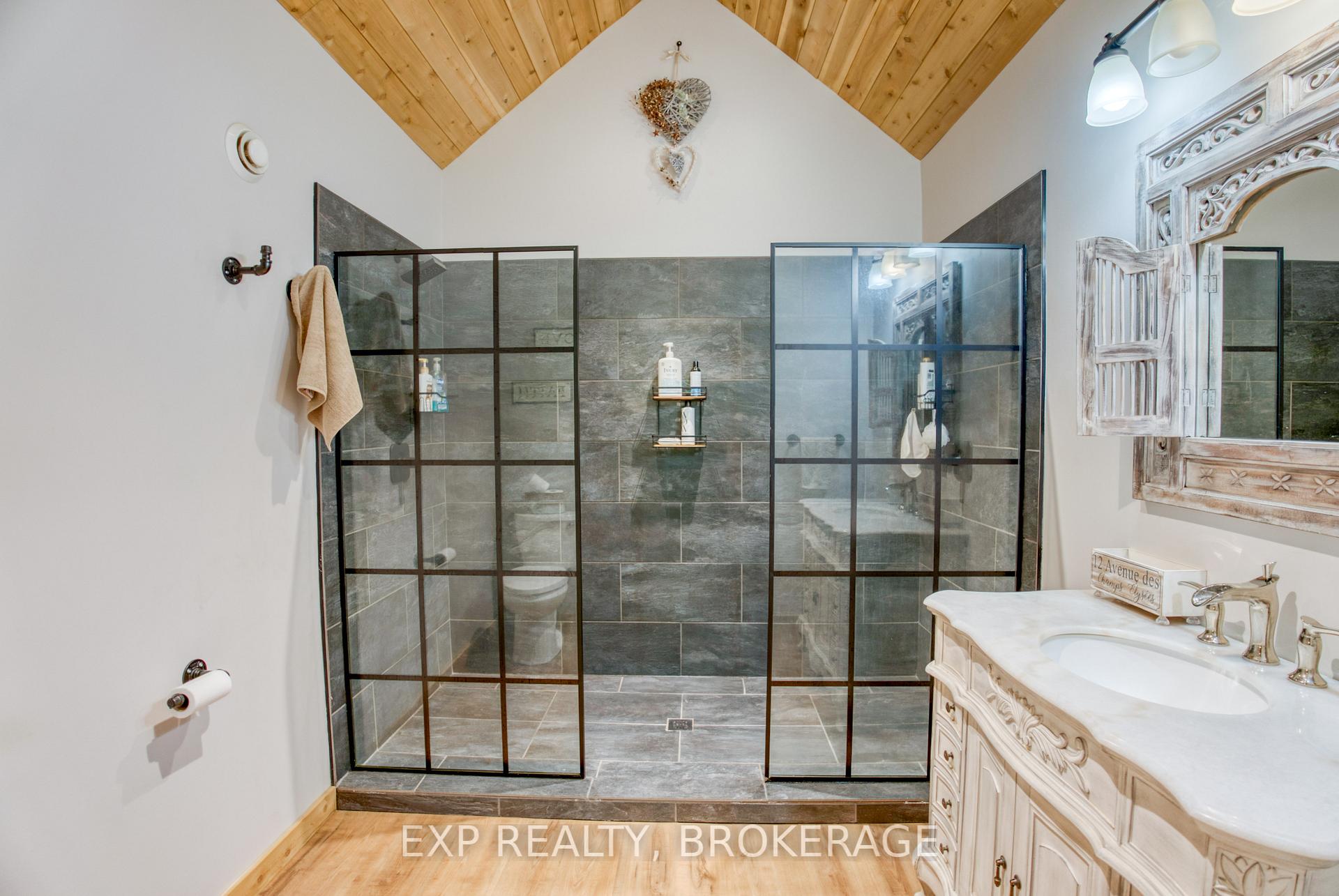 Photo 19 of 1249 Waters Edge Lane, Frontenac, Frontenac Centre — HOMEH