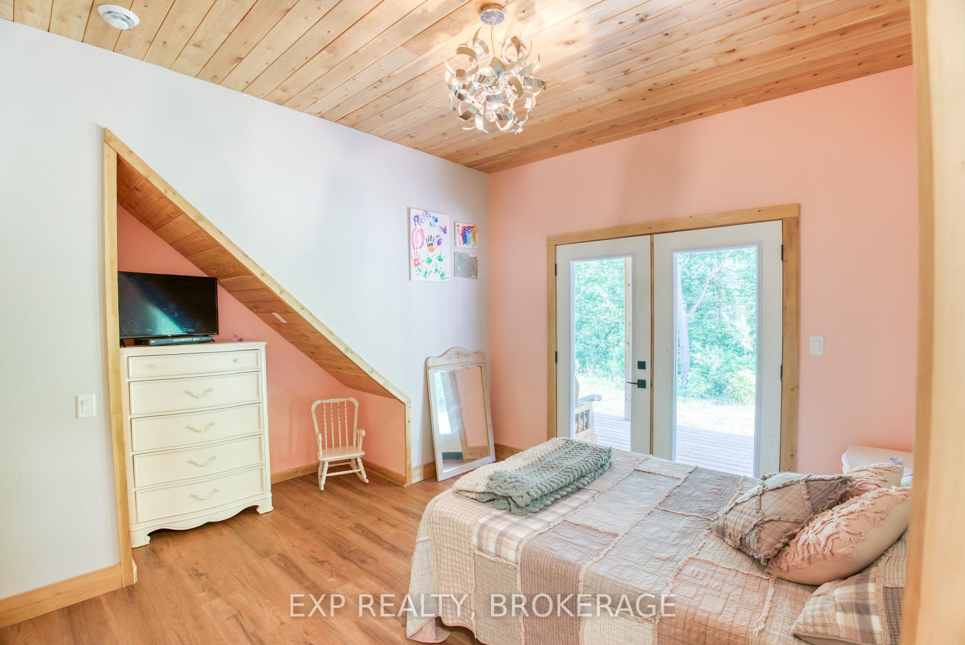 Photo 29 of 1249 Waters Edge Lane, Frontenac, Frontenac Centre — HOMEH