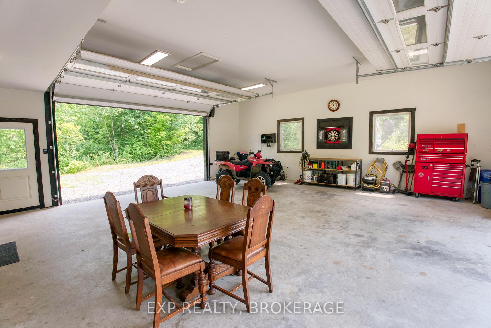 Photo 7 of 1249 Waters Edge Lane, Frontenac, Frontenac Centre — HOMEH