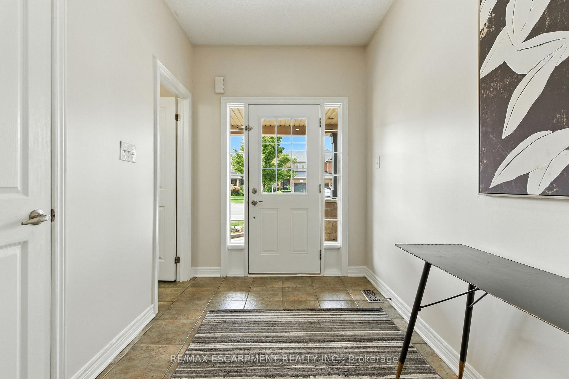 Photo 4 of 4620 Thomas Alton Boulevard, Burlington, Alton — HOMEH