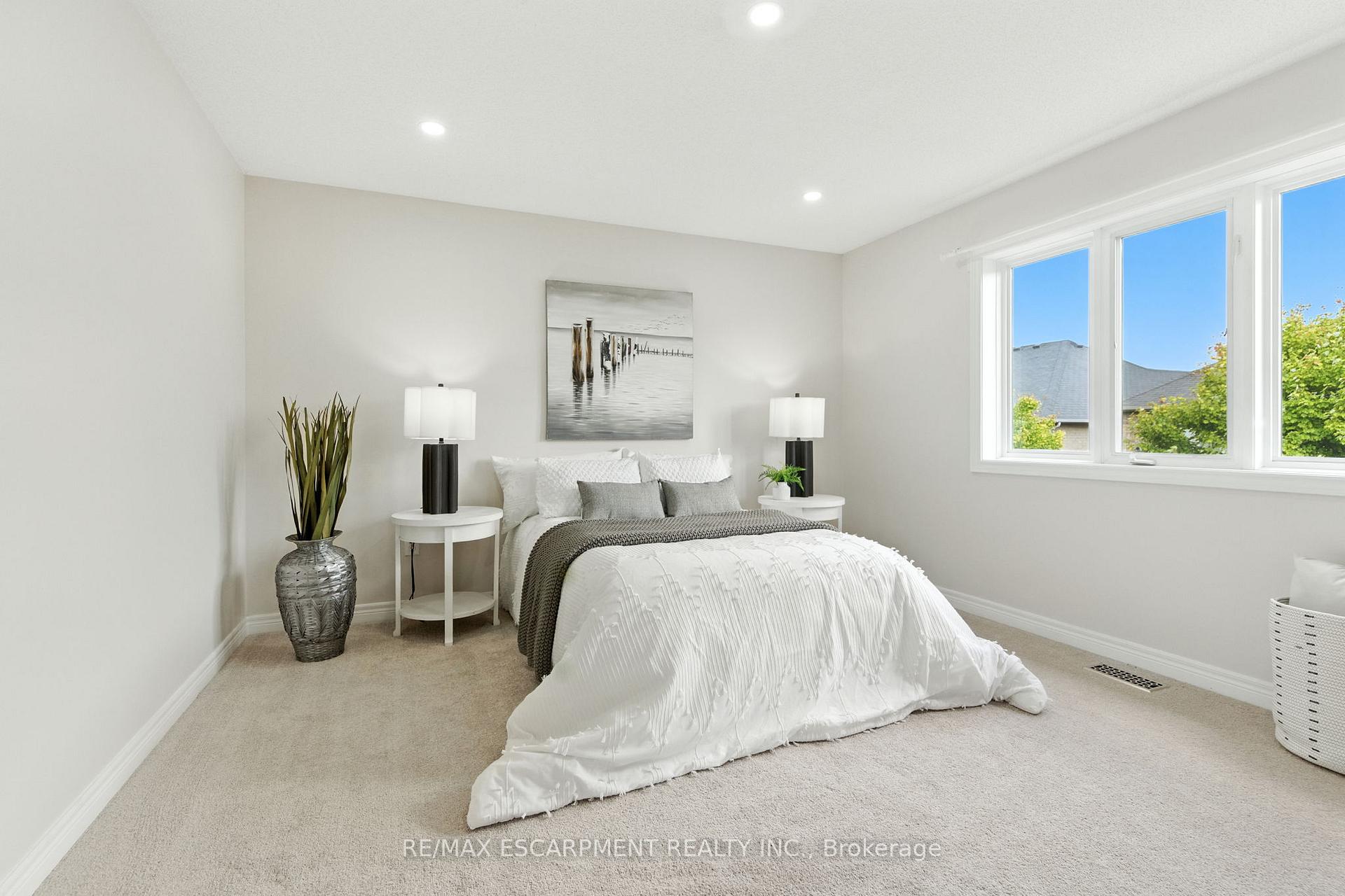 Photo 21 of 4620 Thomas Alton Boulevard, Burlington, Alton — HOMEH