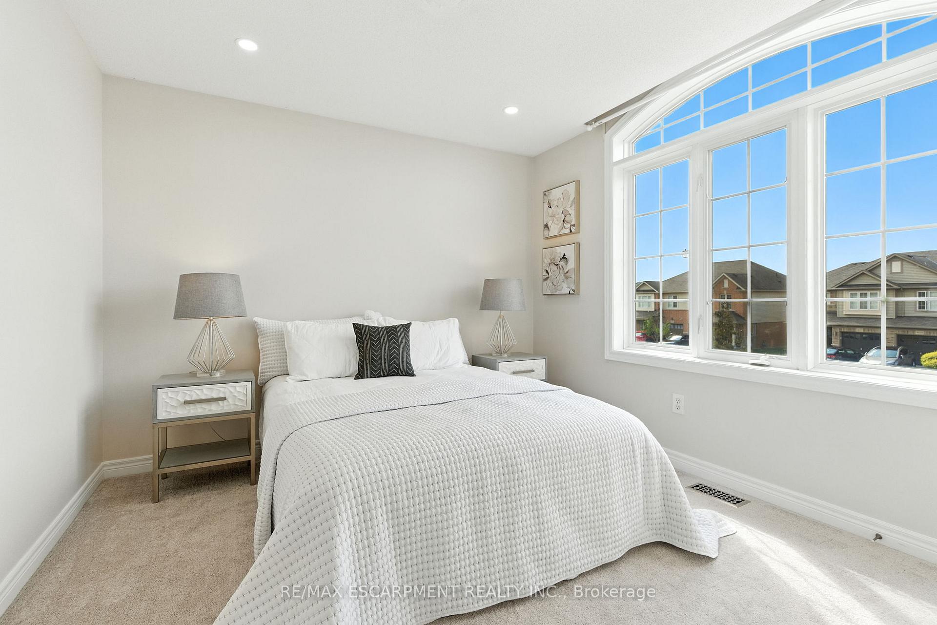Photo 25 of 4620 Thomas Alton Boulevard, Burlington, Alton — HOMEH