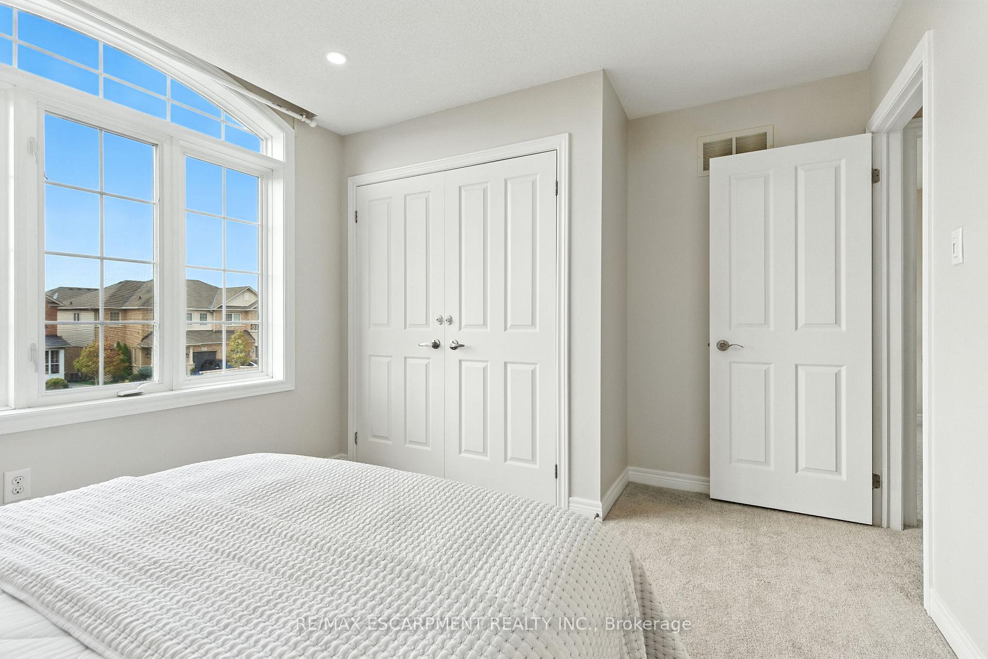 Photo 27 of 4620 Thomas Alton Boulevard, Burlington, Alton — HOMEH