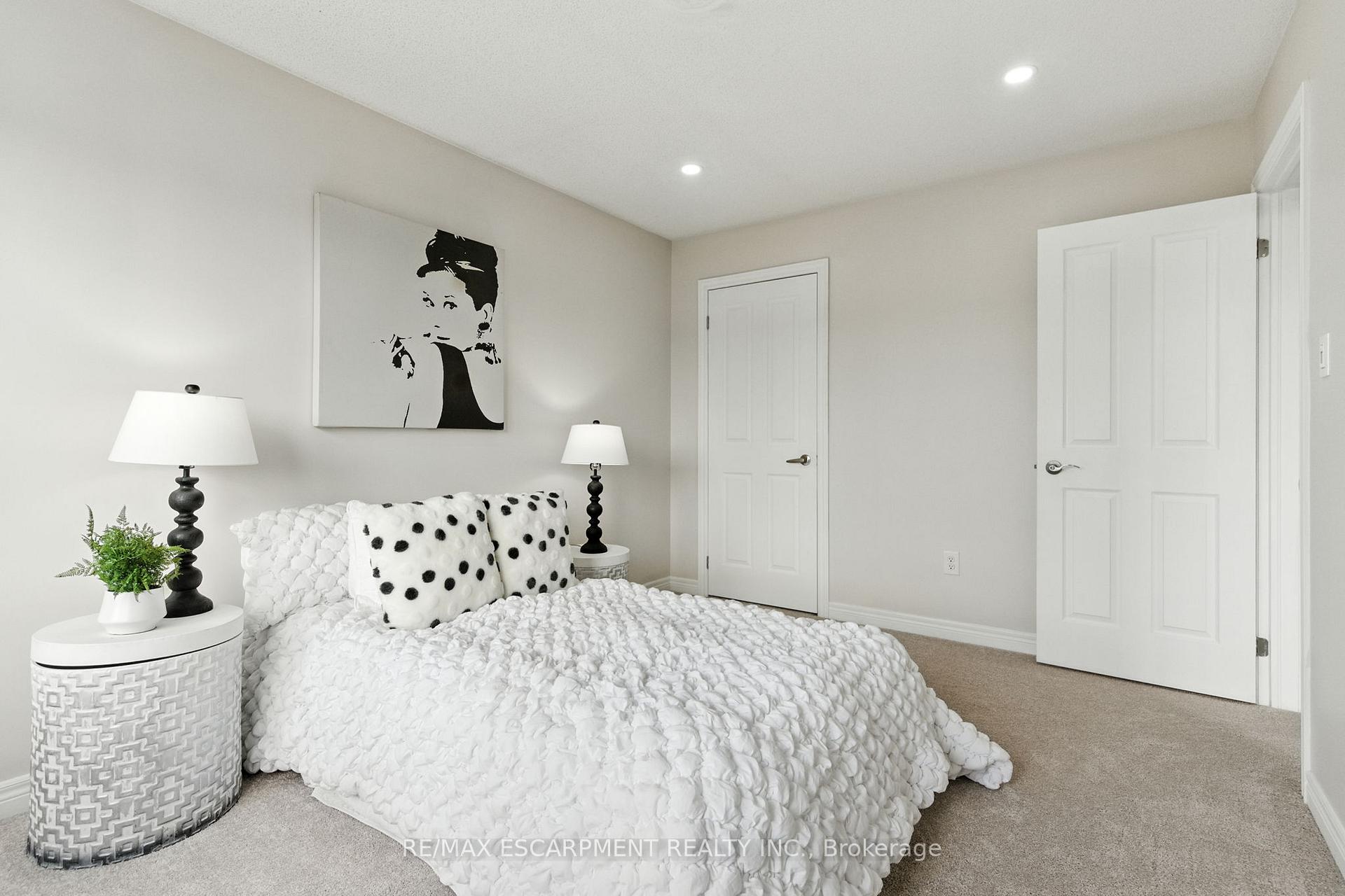 Photo 29 of 4620 Thomas Alton Boulevard, Burlington, Alton — HOMEH