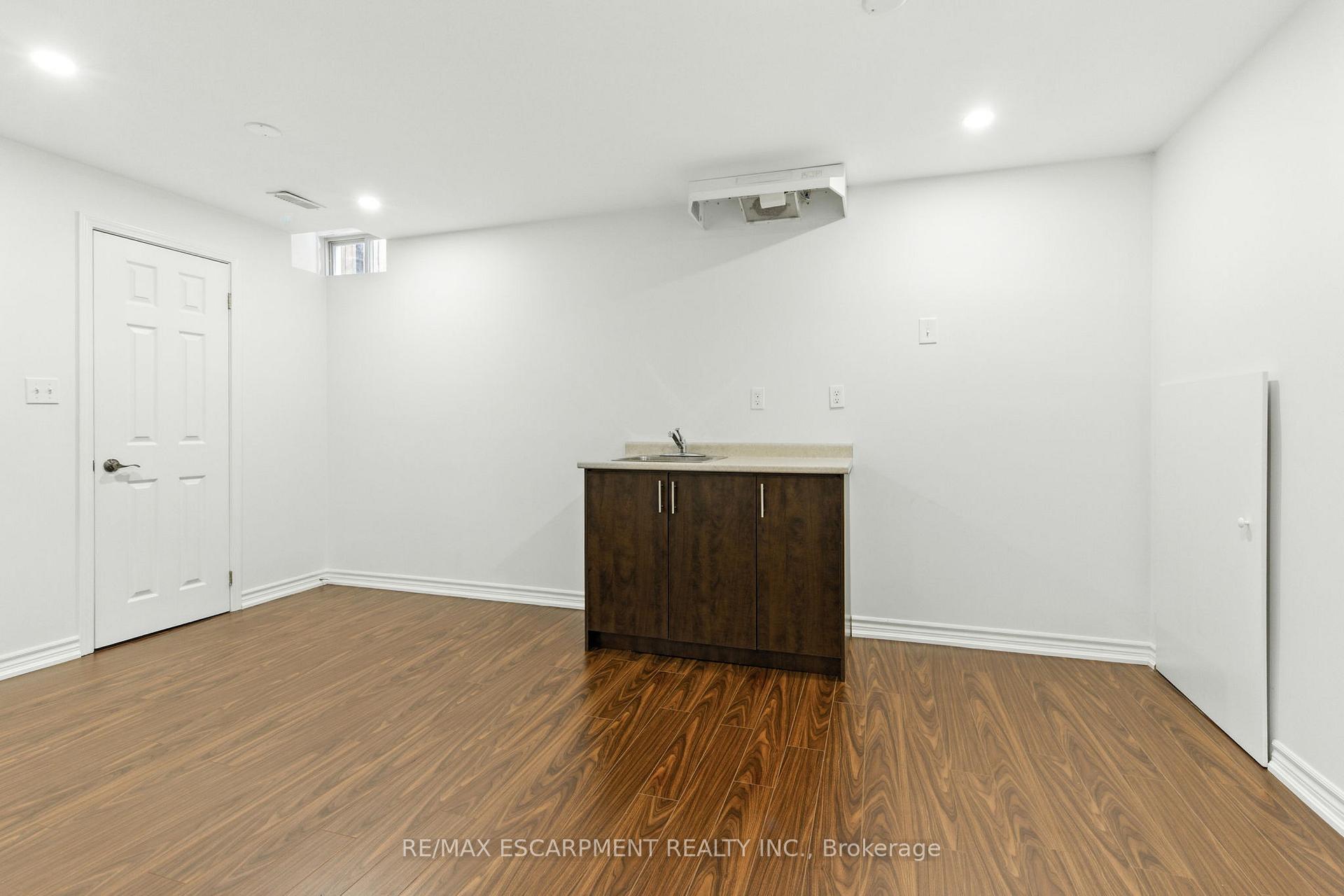 Photo 34 of 4620 Thomas Alton Boulevard, Burlington, Alton — HOMEH