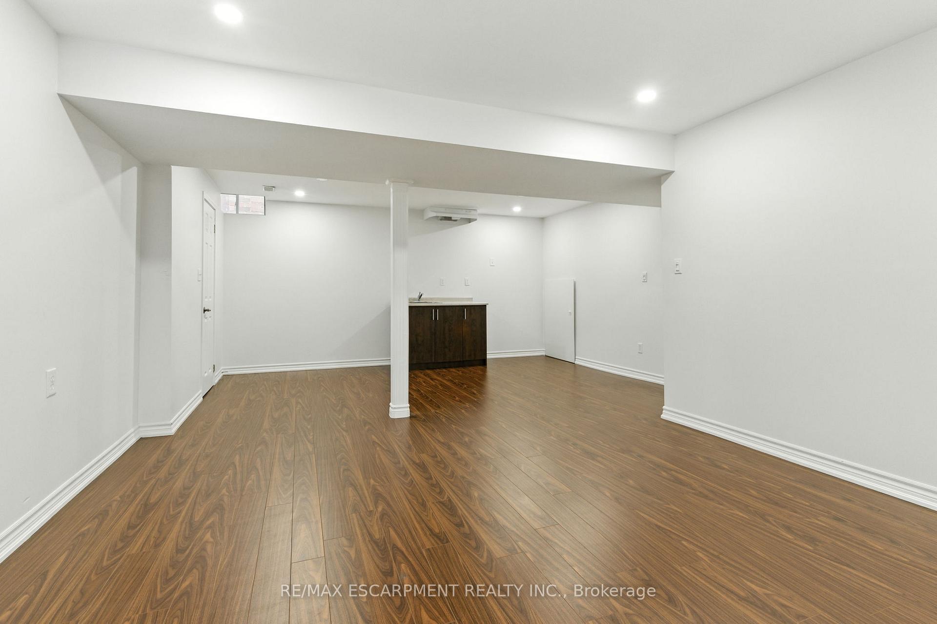 Photo 37 of 4620 Thomas Alton Boulevard, Burlington, Alton — HOMEH
