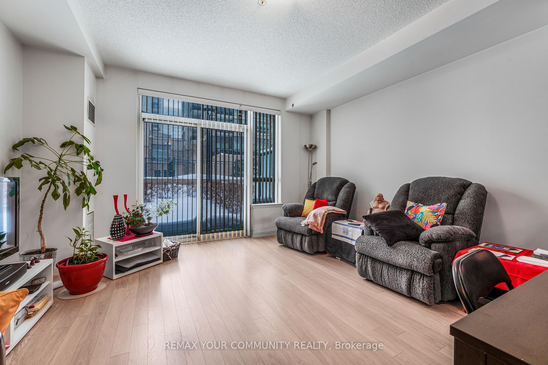 Photo 11 of Unit 108, 75 North Park Road, Vaughan, Beverley Glen — HOMEH