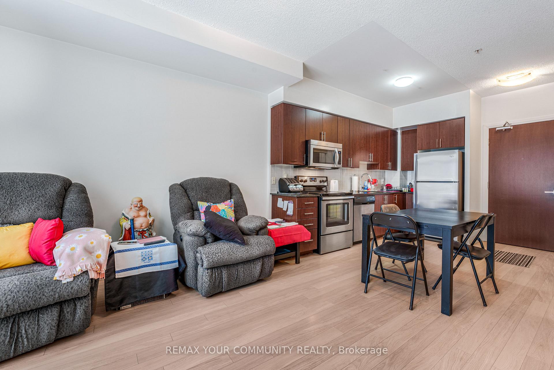 Photo 15 of Unit 108, 75 North Park Road, Vaughan, Beverley Glen — HOMEH