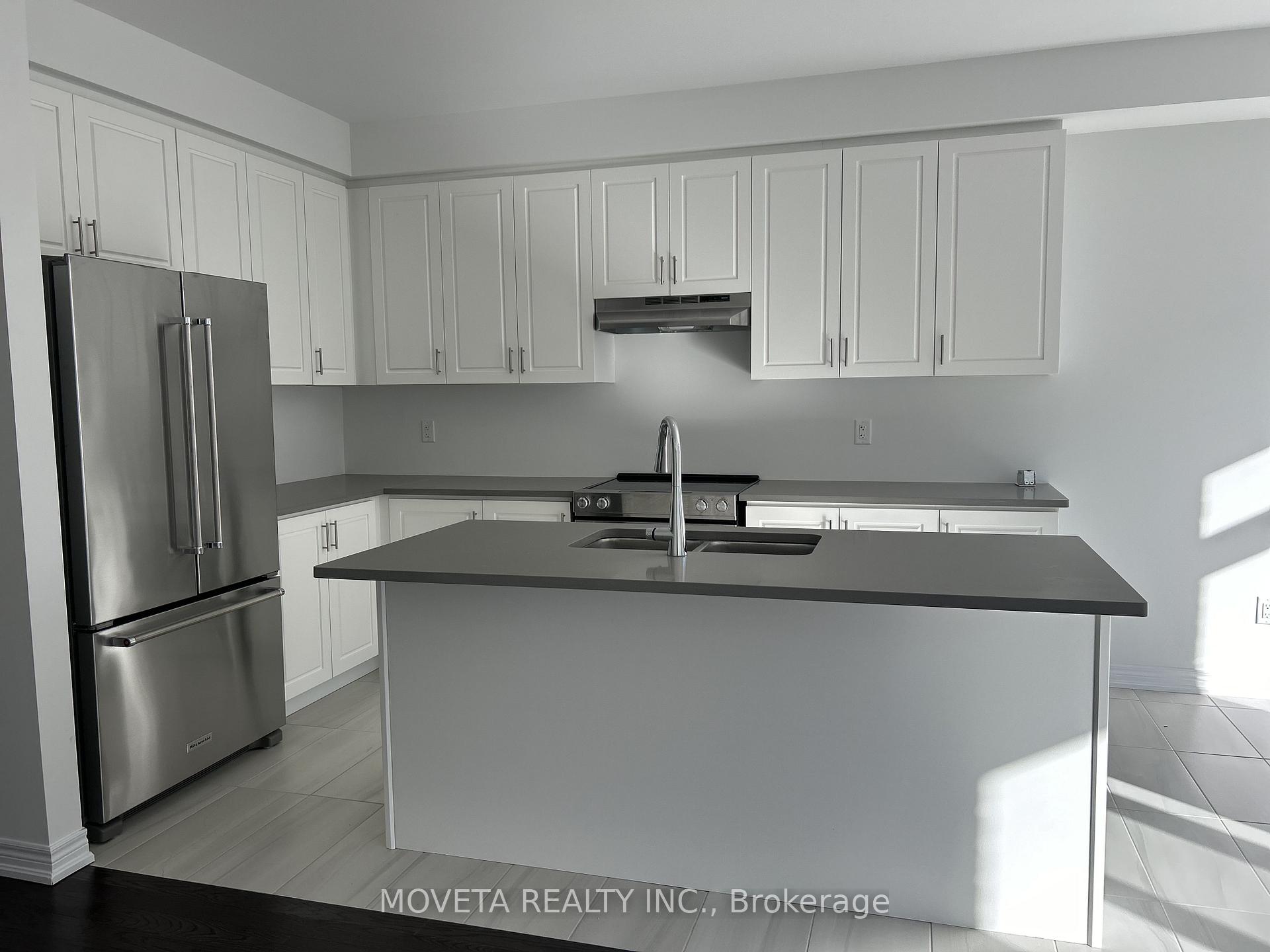 Photo 5 of 19 Milady Crescent, Barrie, Rural Barrie Southeast — HOMEH
