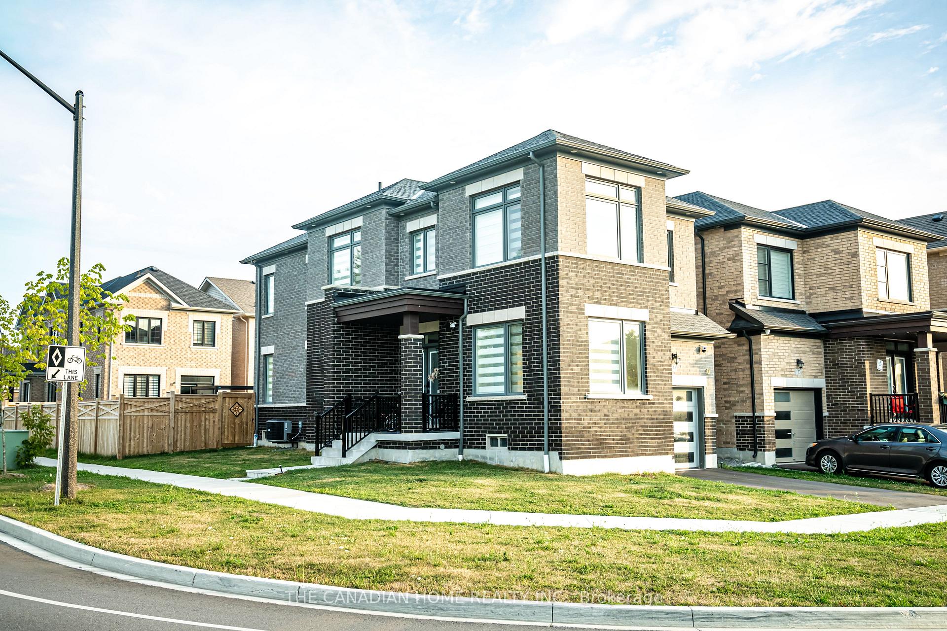 Photo 28 of 135 Micklefield Avenue, Whitby, Rural Whitby — HOMEH