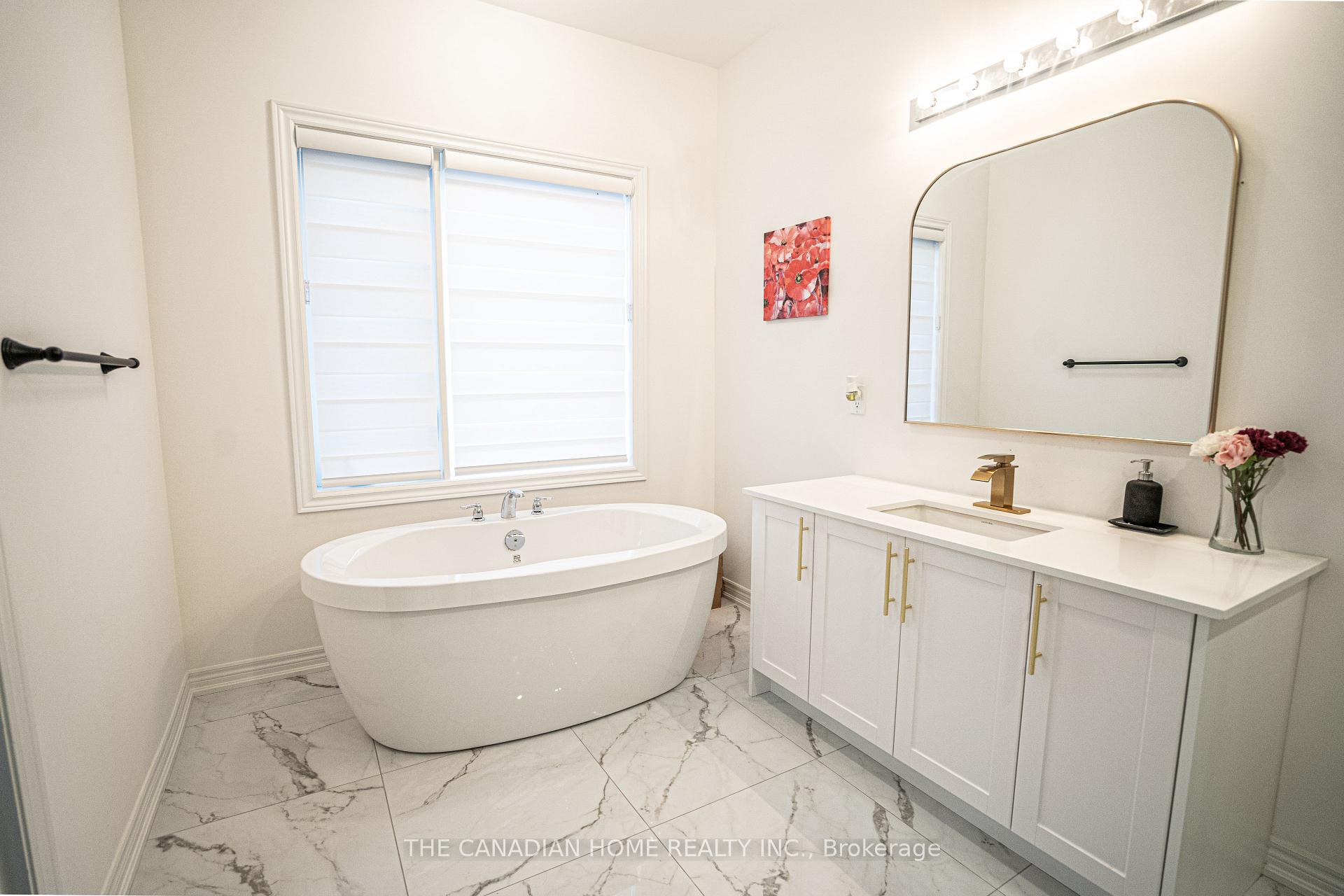 Photo 15 of 135 Micklefield Avenue, Whitby, Rural Whitby — HOMEH