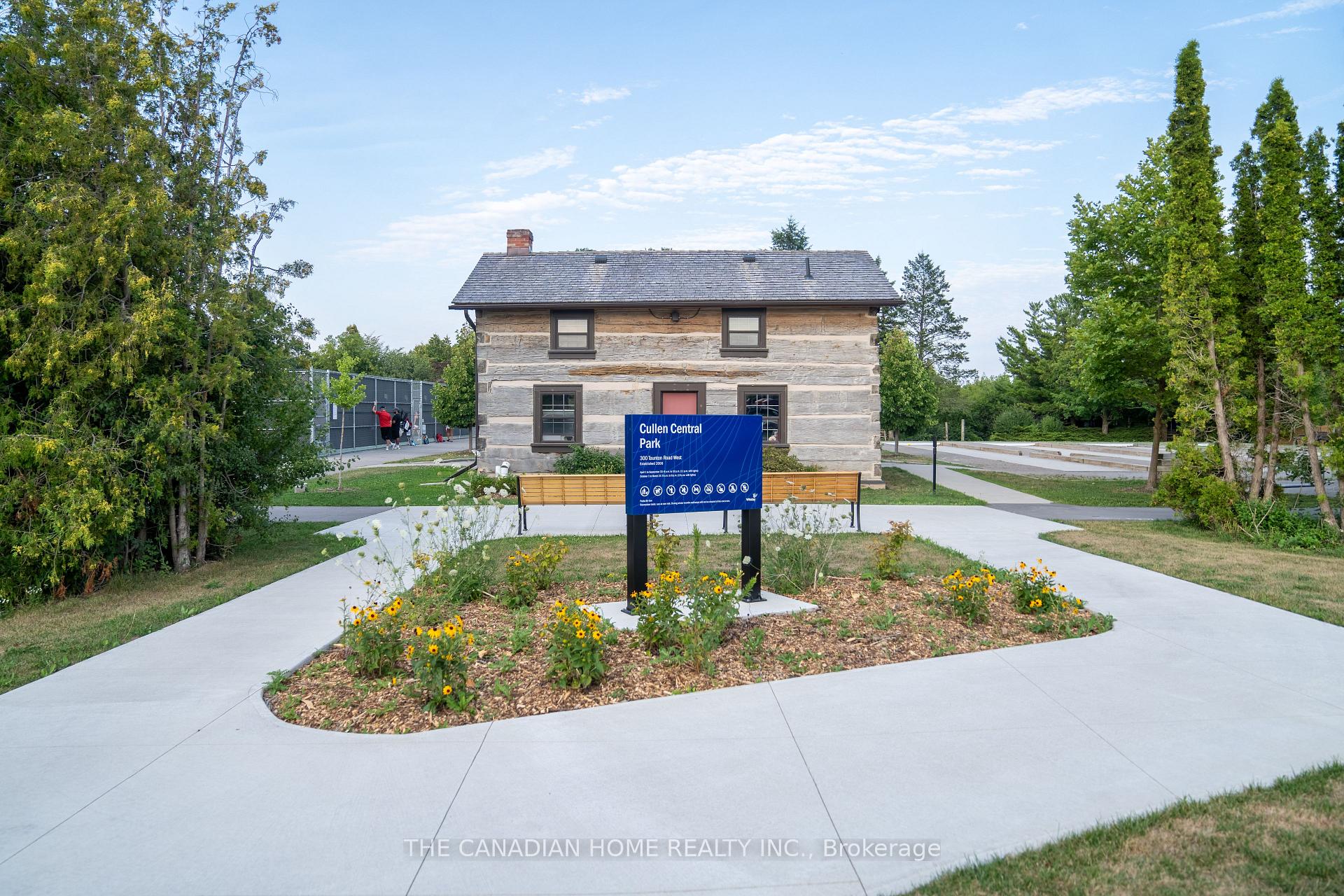 Photo 24 of 135 Micklefield Avenue, Whitby, Rural Whitby — HOMEH