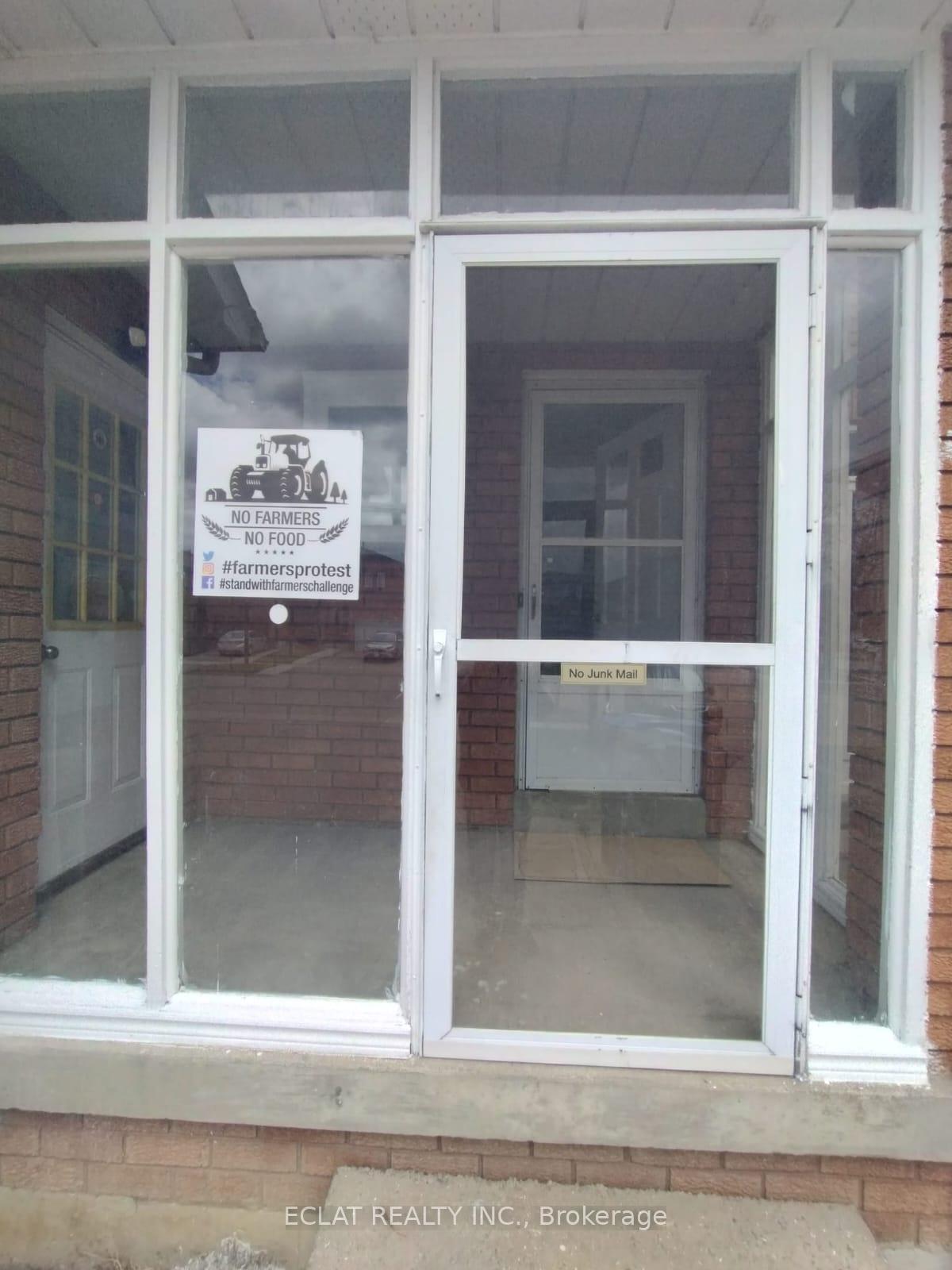 Photo 9 of 6 Dutch Crescent, Brampton, Fletcher's Creek South — HOMEH