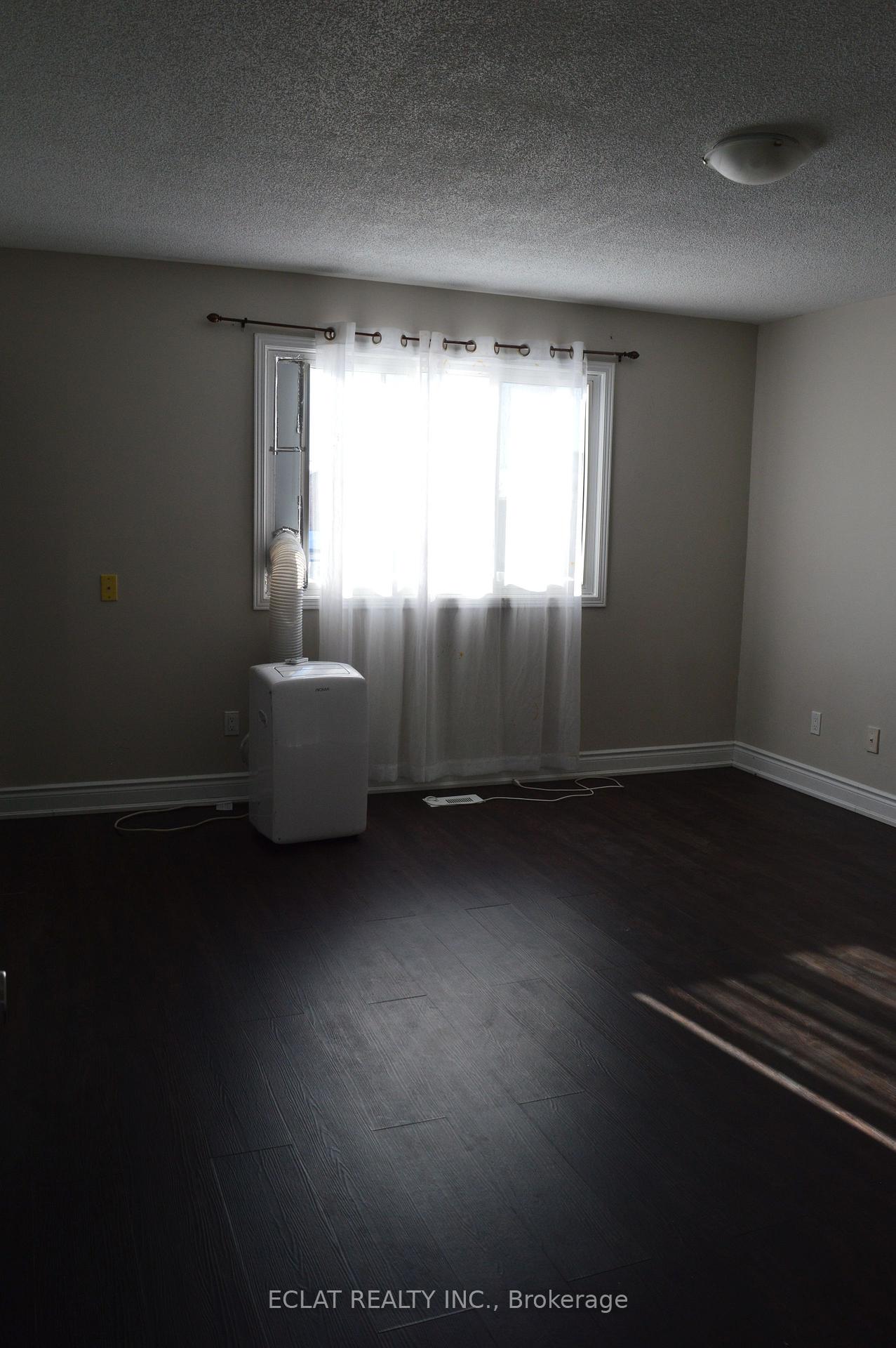 Photo 17 of 6 Dutch Crescent, Brampton, Fletcher's Creek South — HOMEH