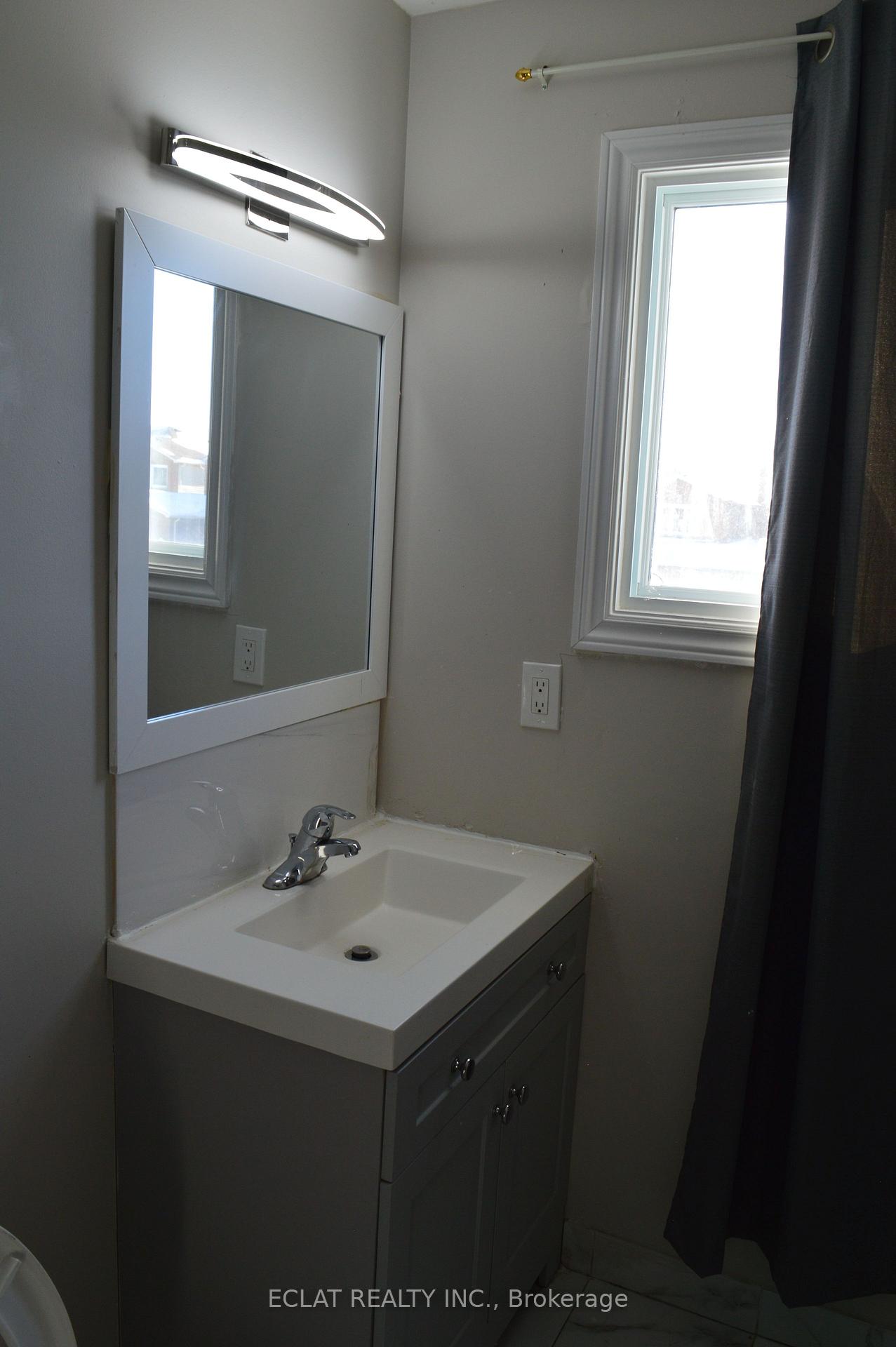 Photo 20 of 6 Dutch Crescent, Brampton, Fletcher's Creek South — HOMEH