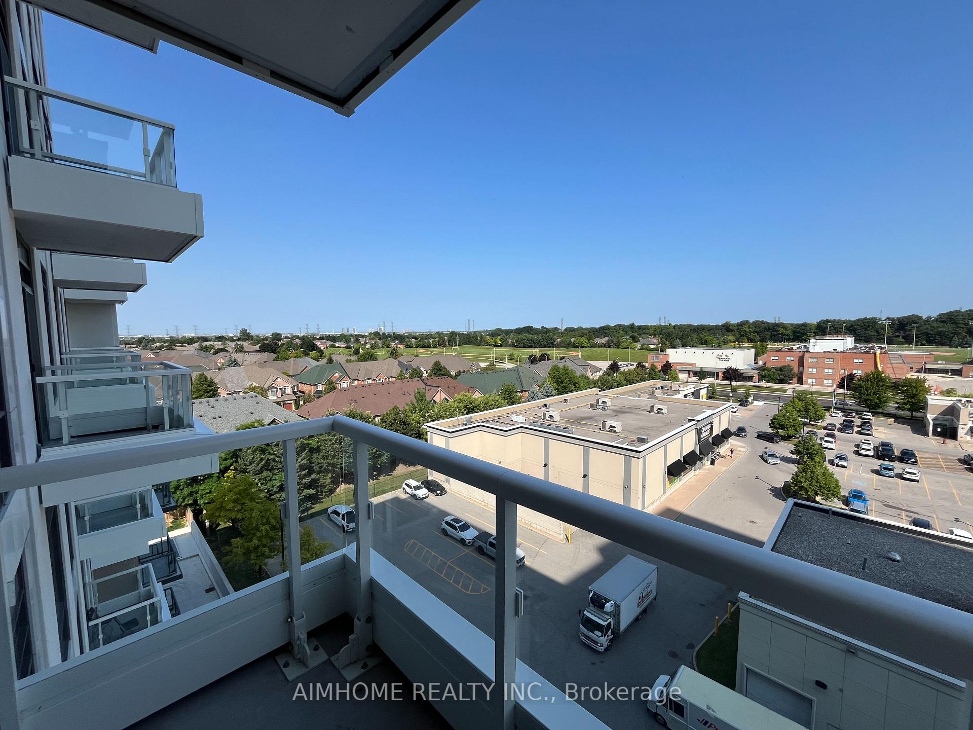 Photo 10 of Unit 702, 8 Beverley Glen Boulevard, Vaughan, Beverley Glen — HOMEH