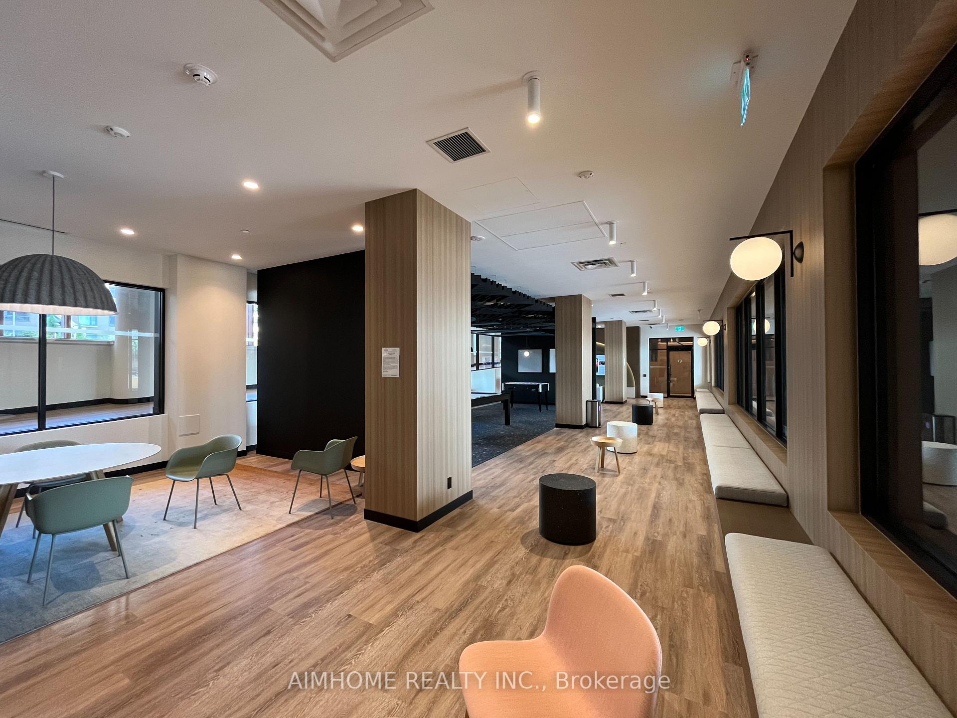 Photo 12 of Unit 702, 8 Beverley Glen Boulevard, Vaughan, Beverley Glen — HOMEH