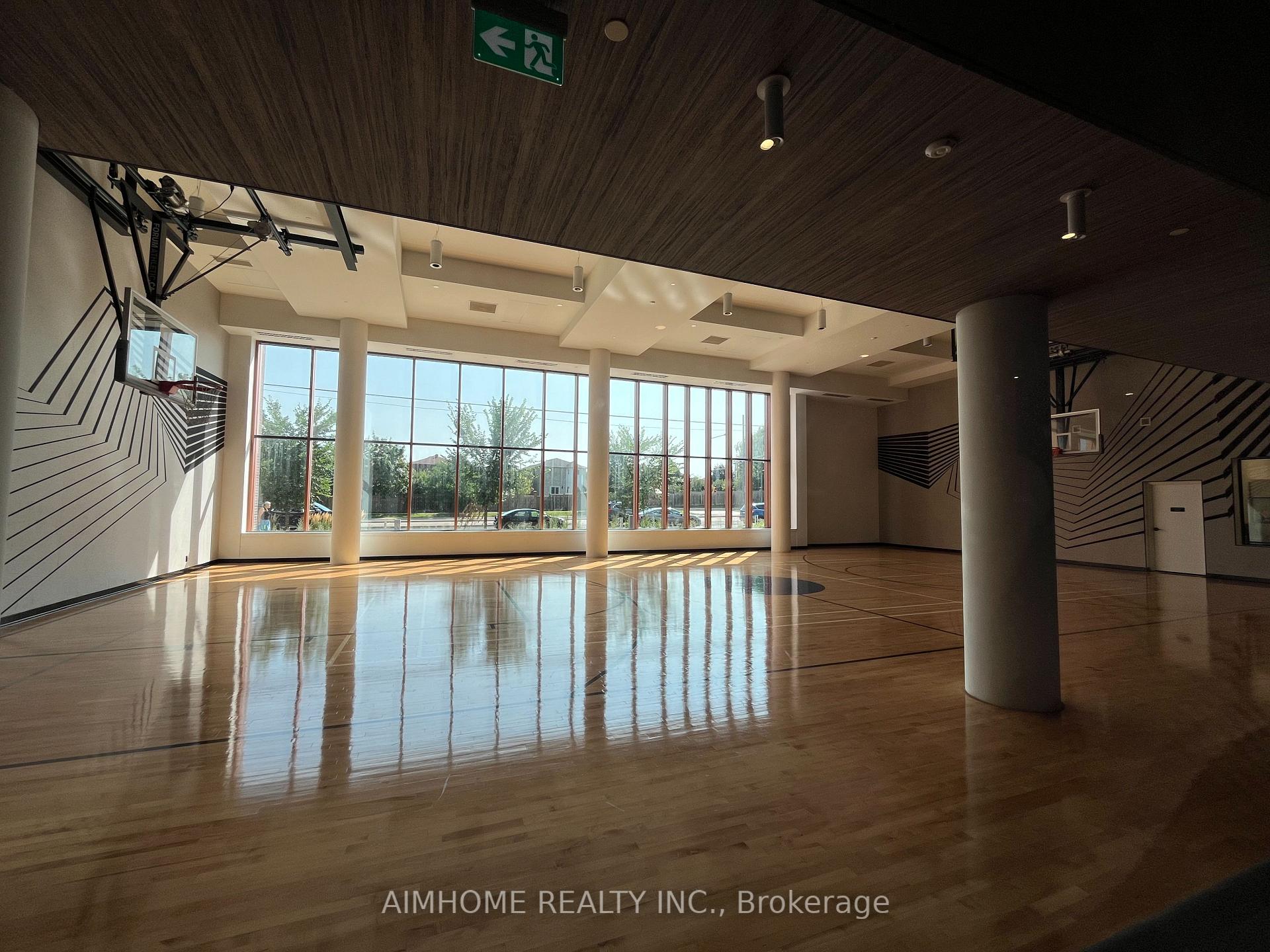 Photo 11 of Unit 702, 8 Beverley Glen Boulevard, Vaughan, Beverley Glen — HOMEH
